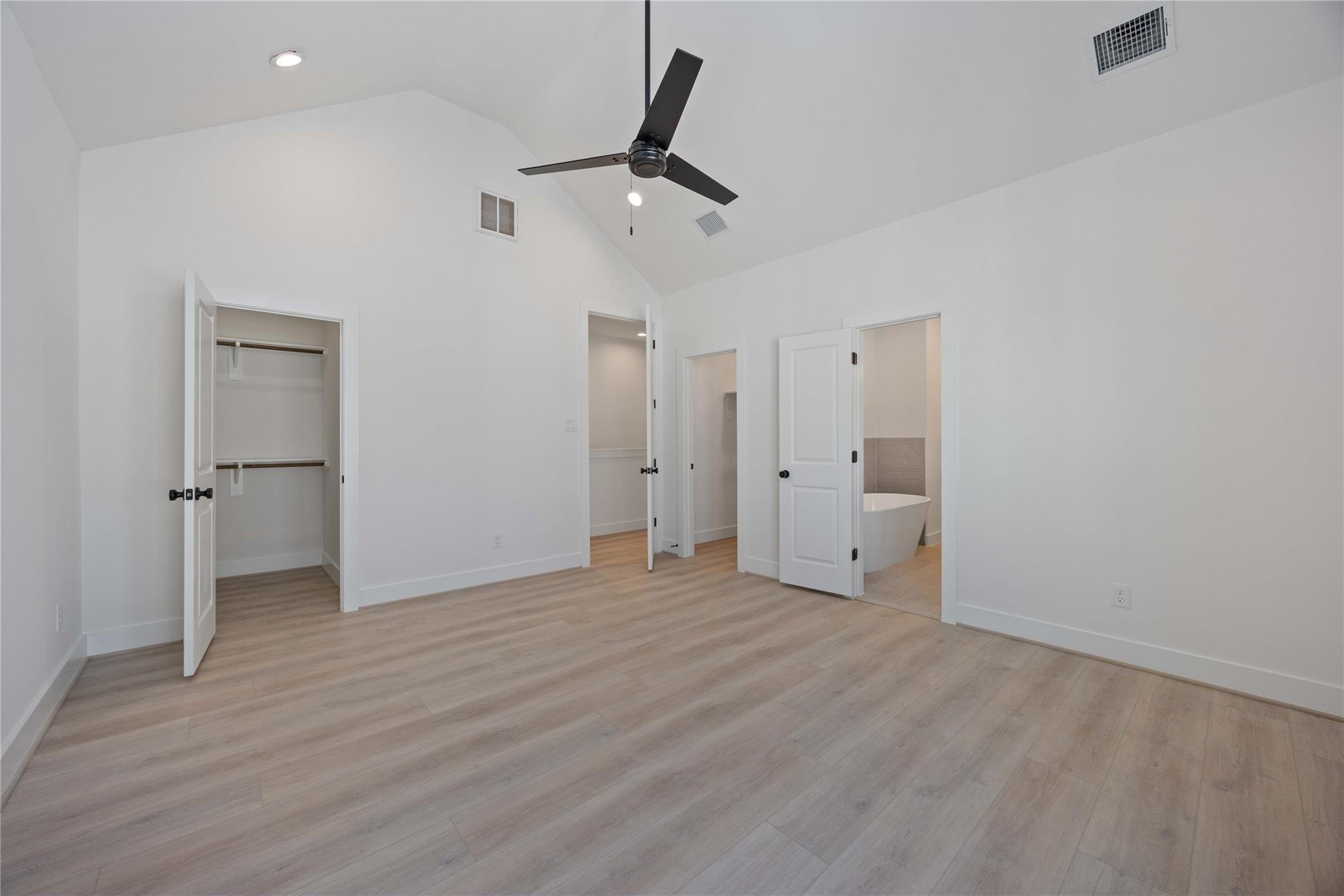 2524 Live Oak Street