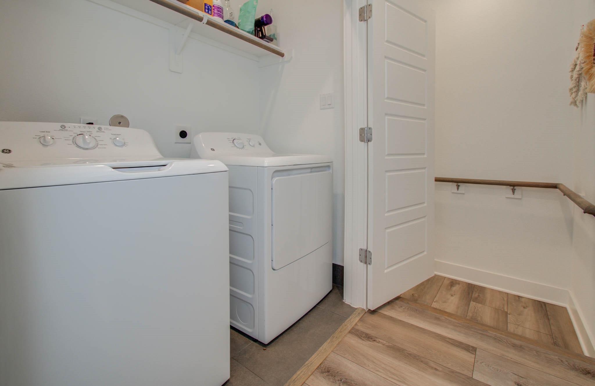 970 Highland Sound Lane