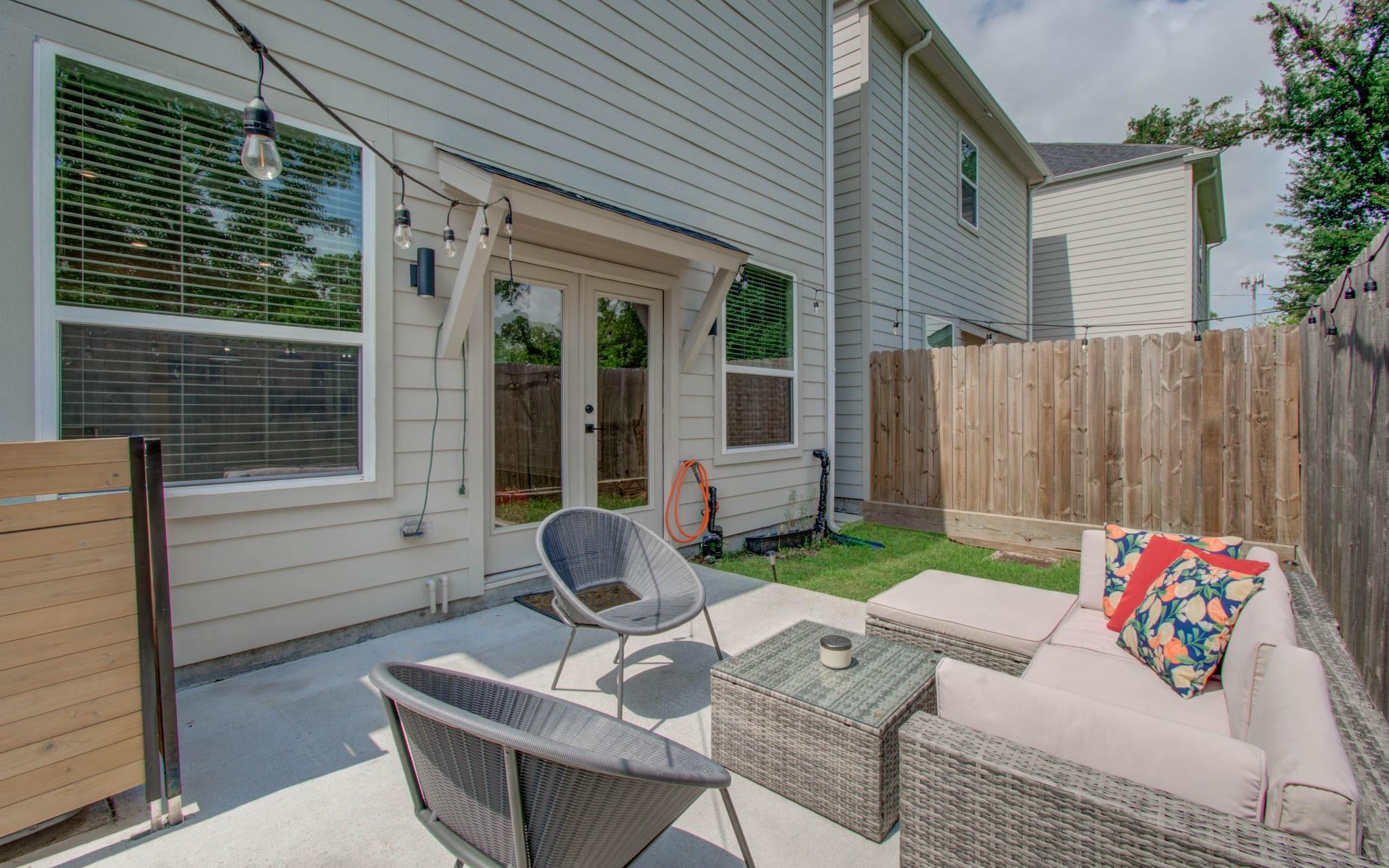 970 Highland Sound Lane