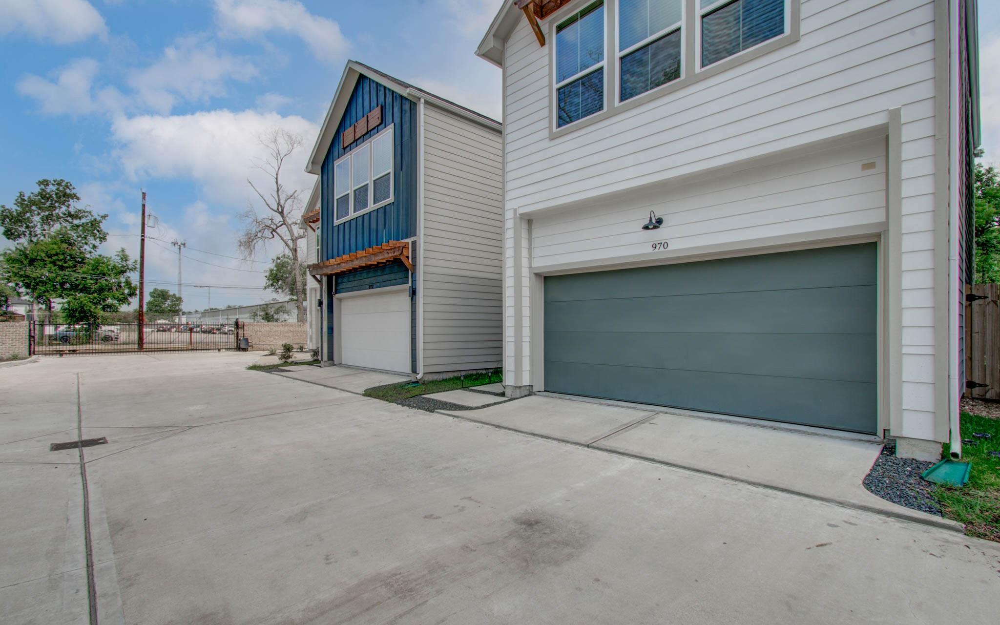 970 Highland Sound Lane