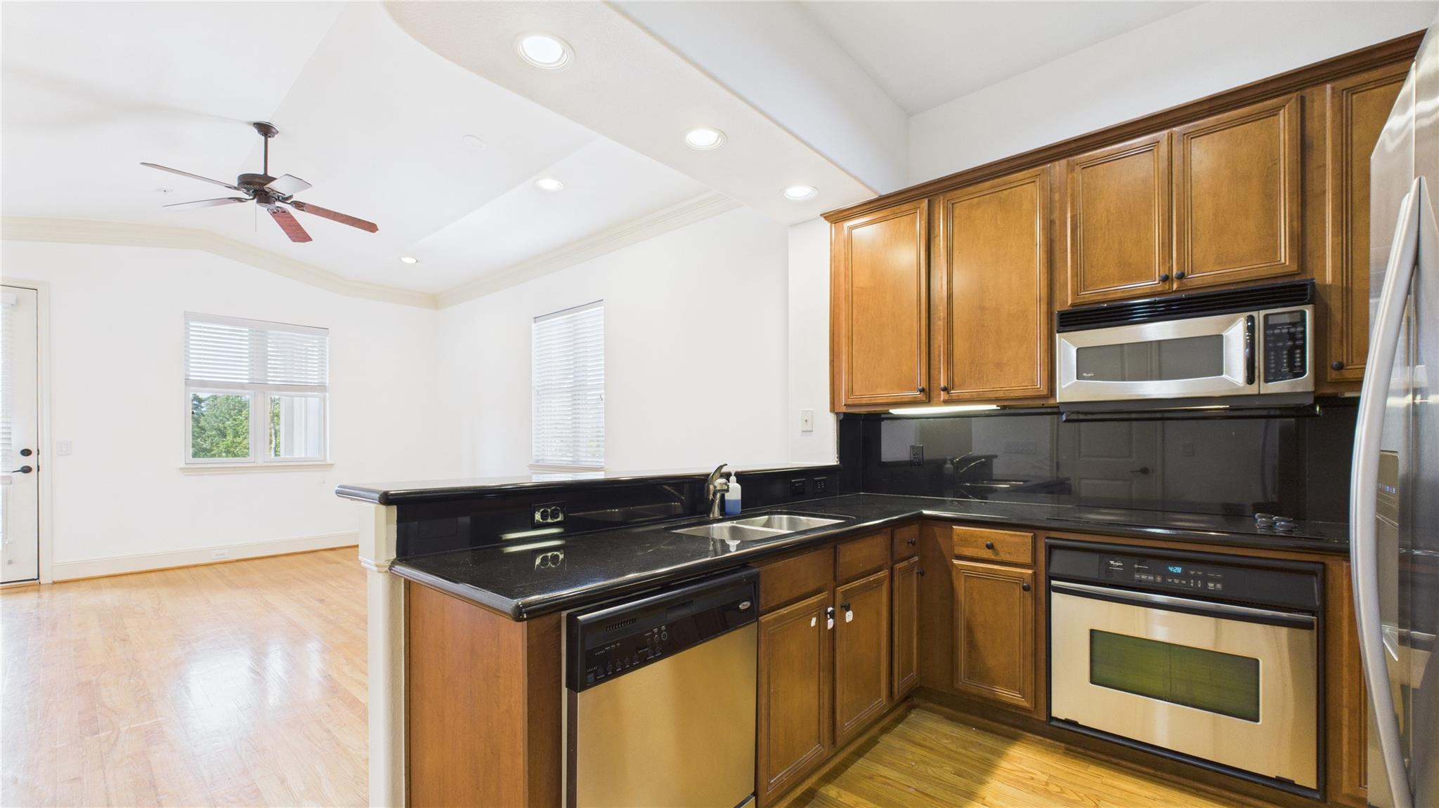 58 Briar Hollow Lane