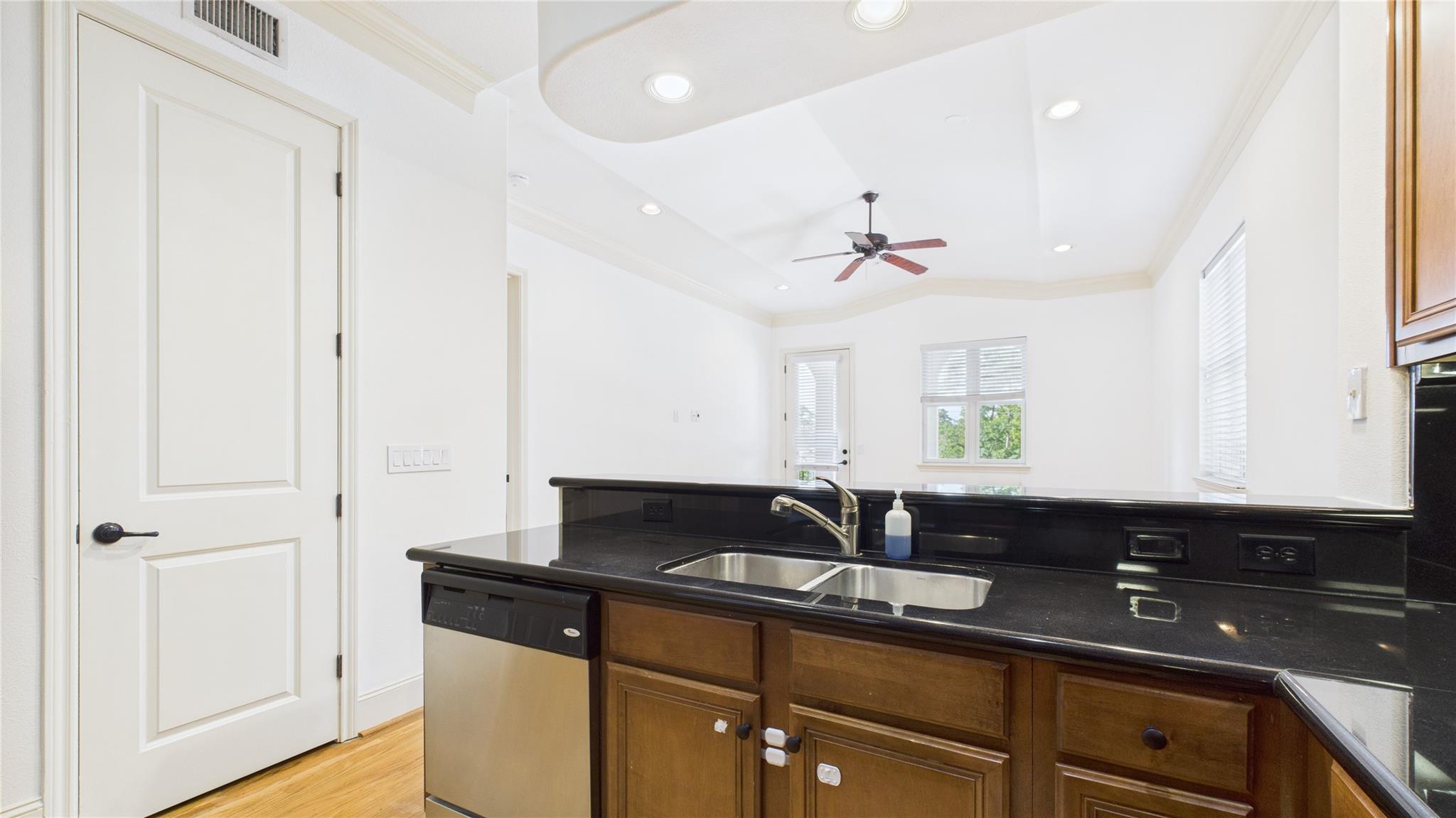 58 Briar Hollow Lane