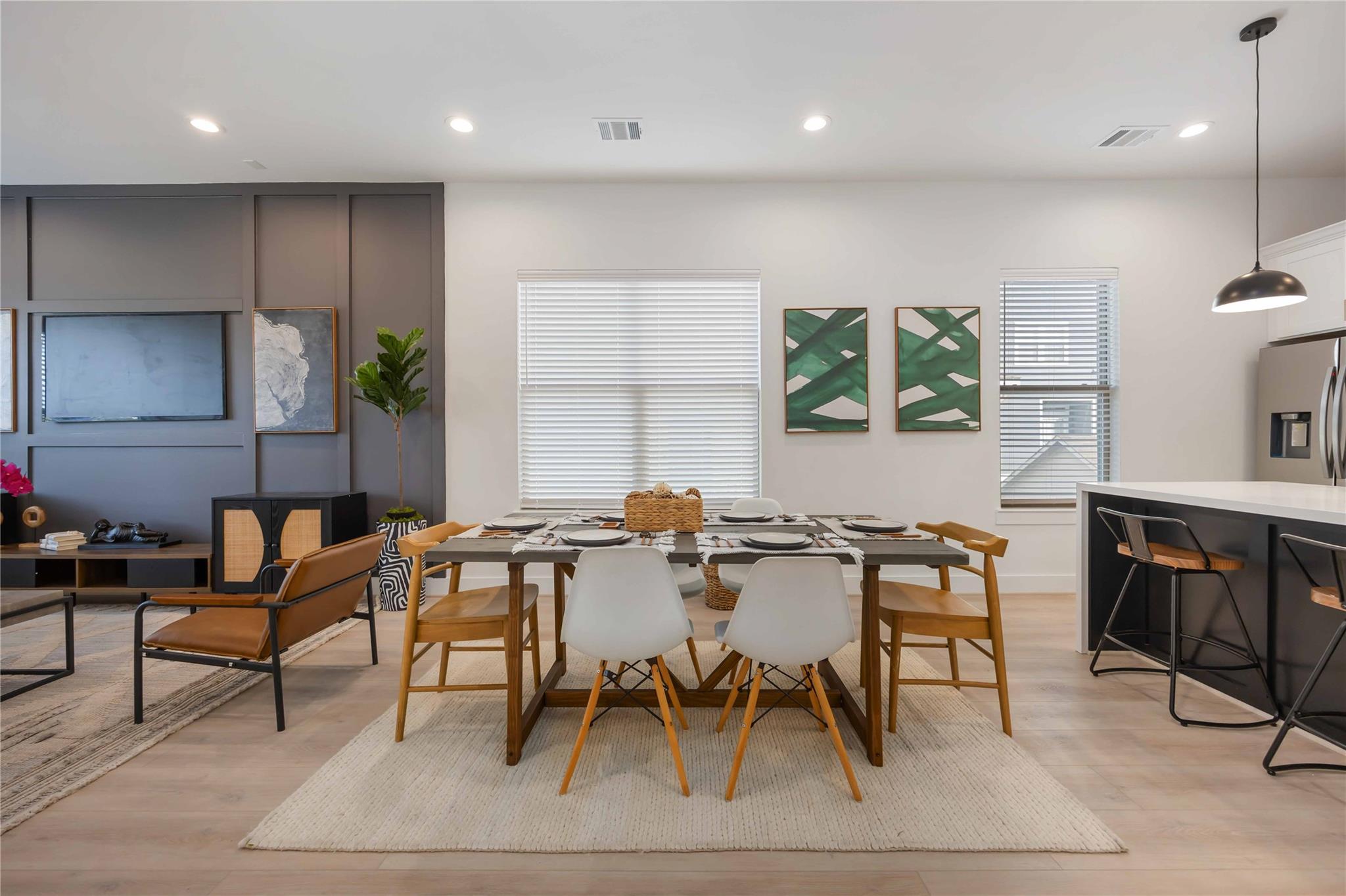 2530 Live Oak Street