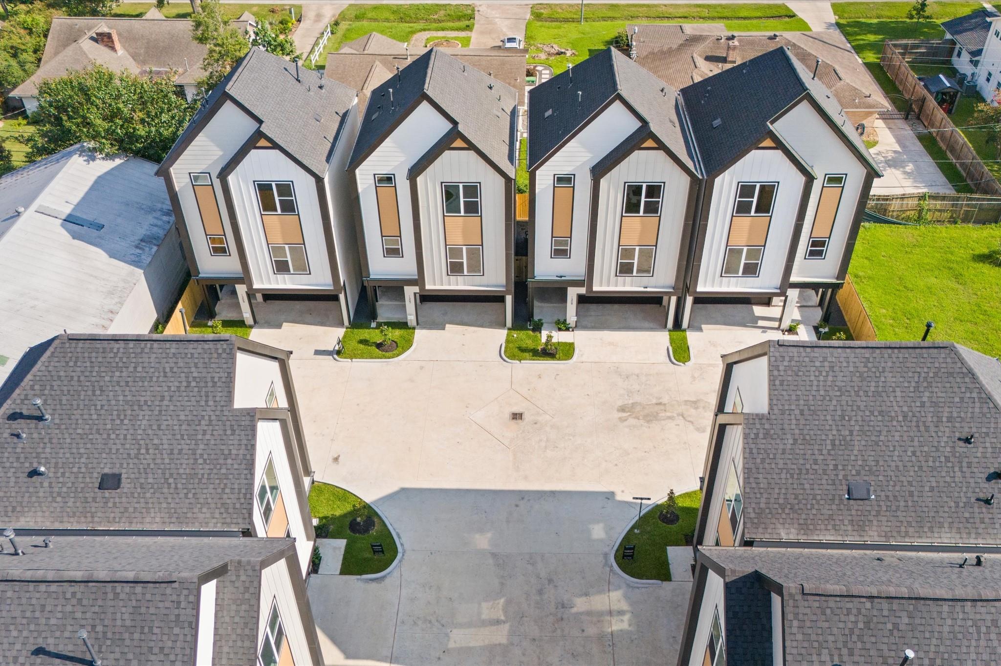 5216 Green Pine Tree Drive