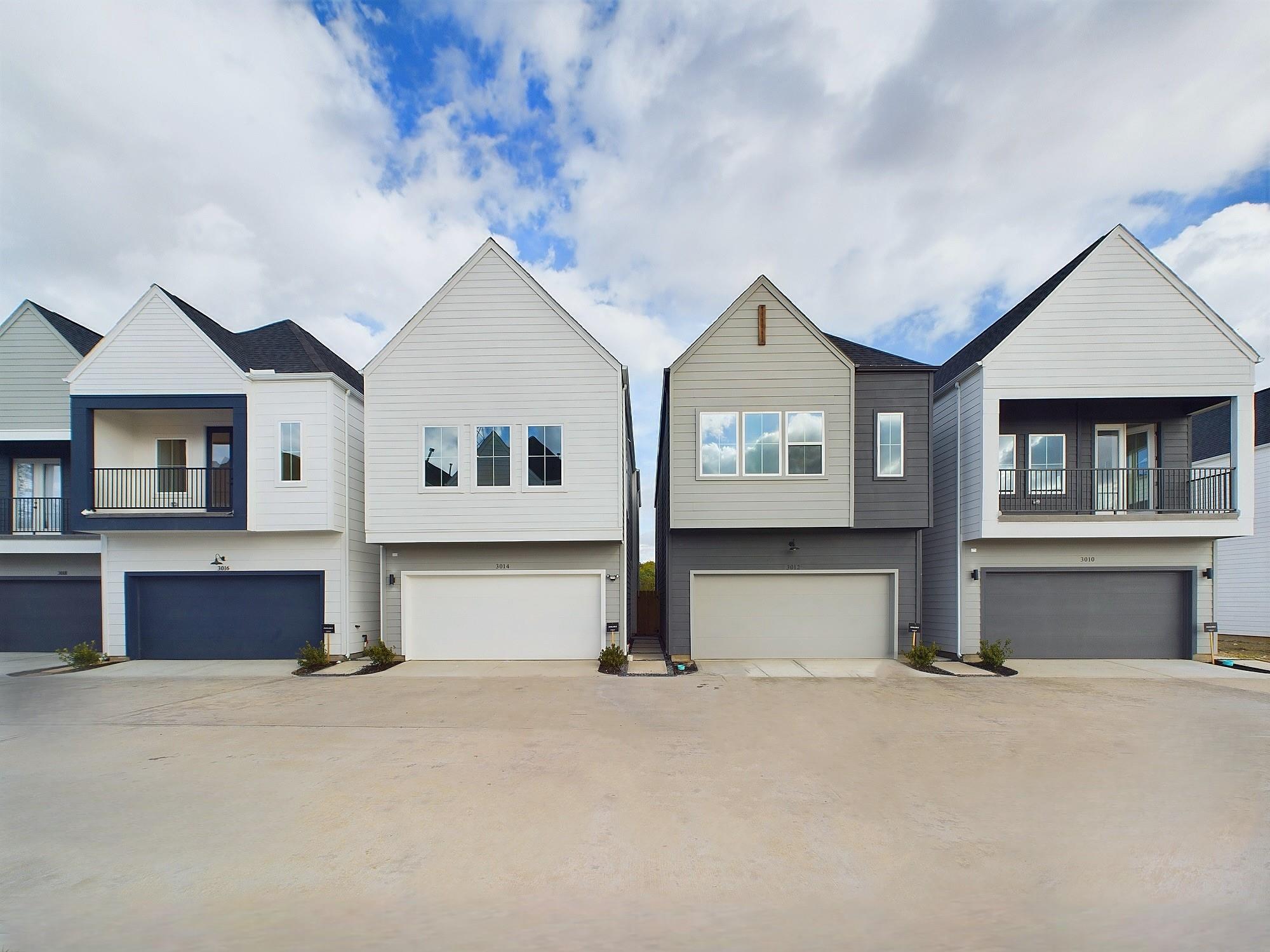 2704 Jensen Vista Lane