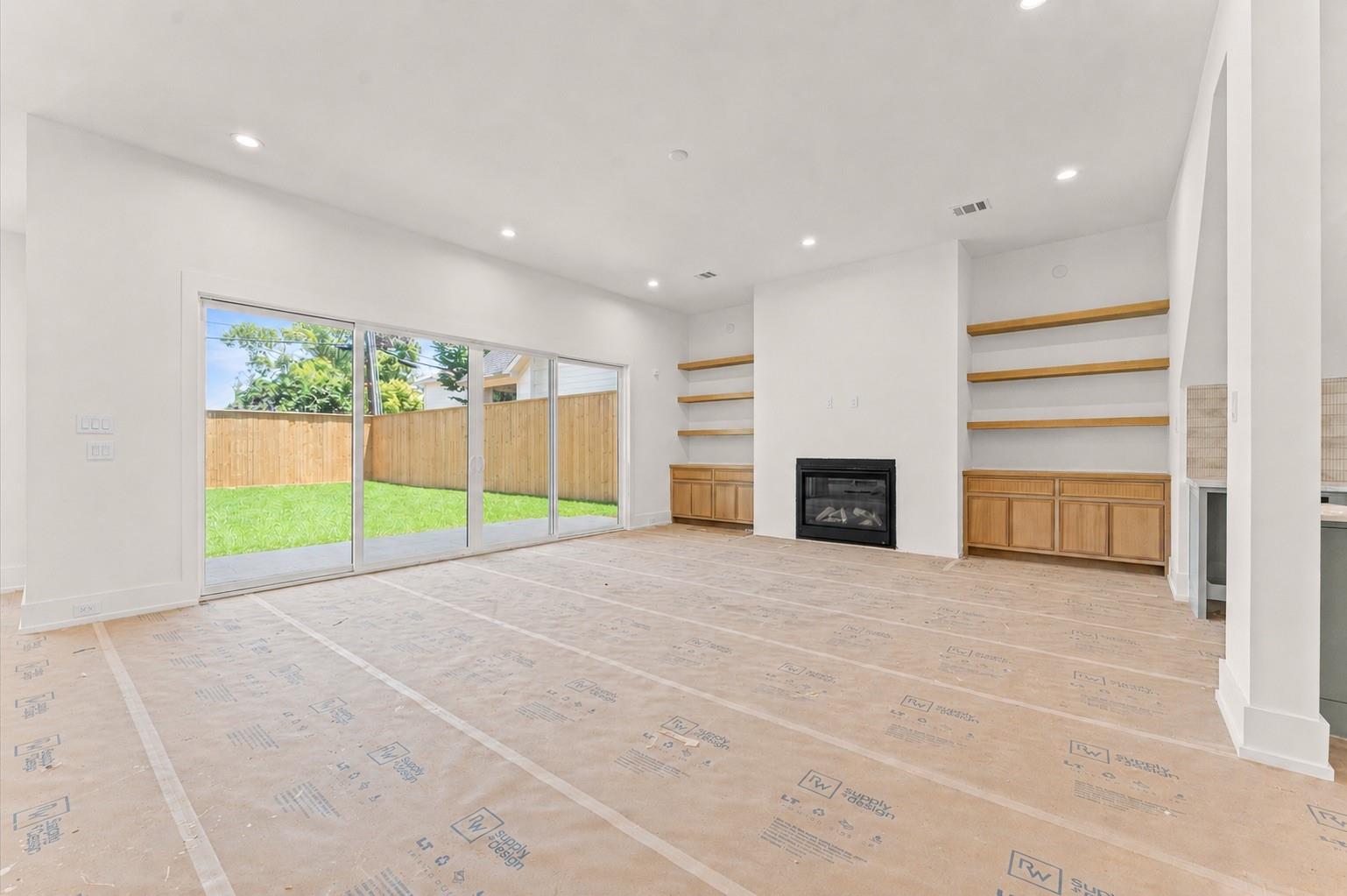 609 E 25th Street