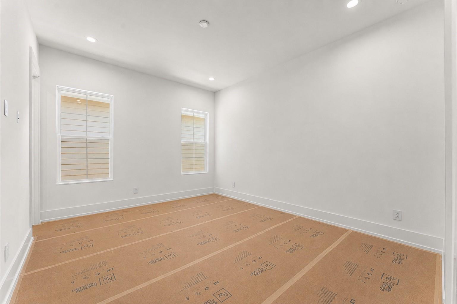 609 E 25th Street