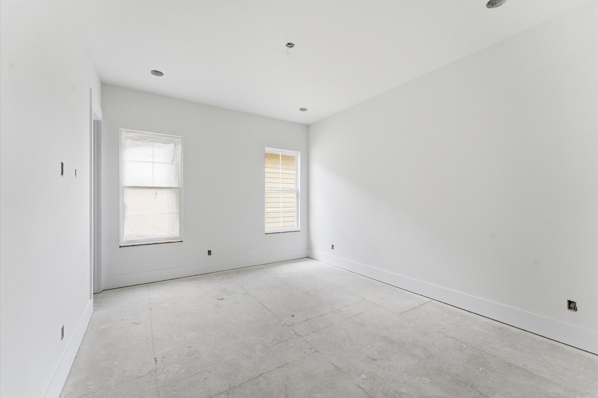 609 E 25th Street