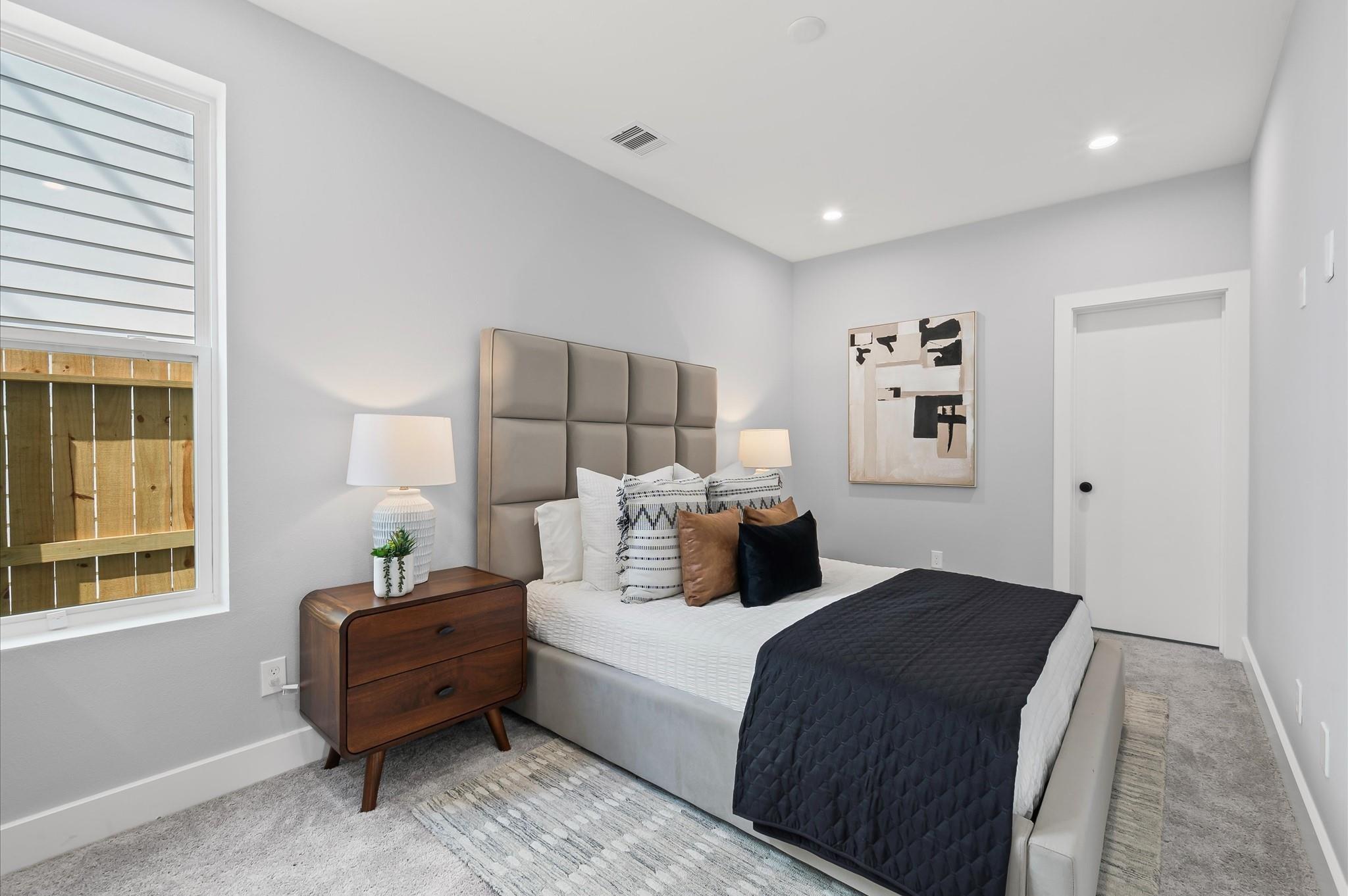 3605 Mt Pleasant Street