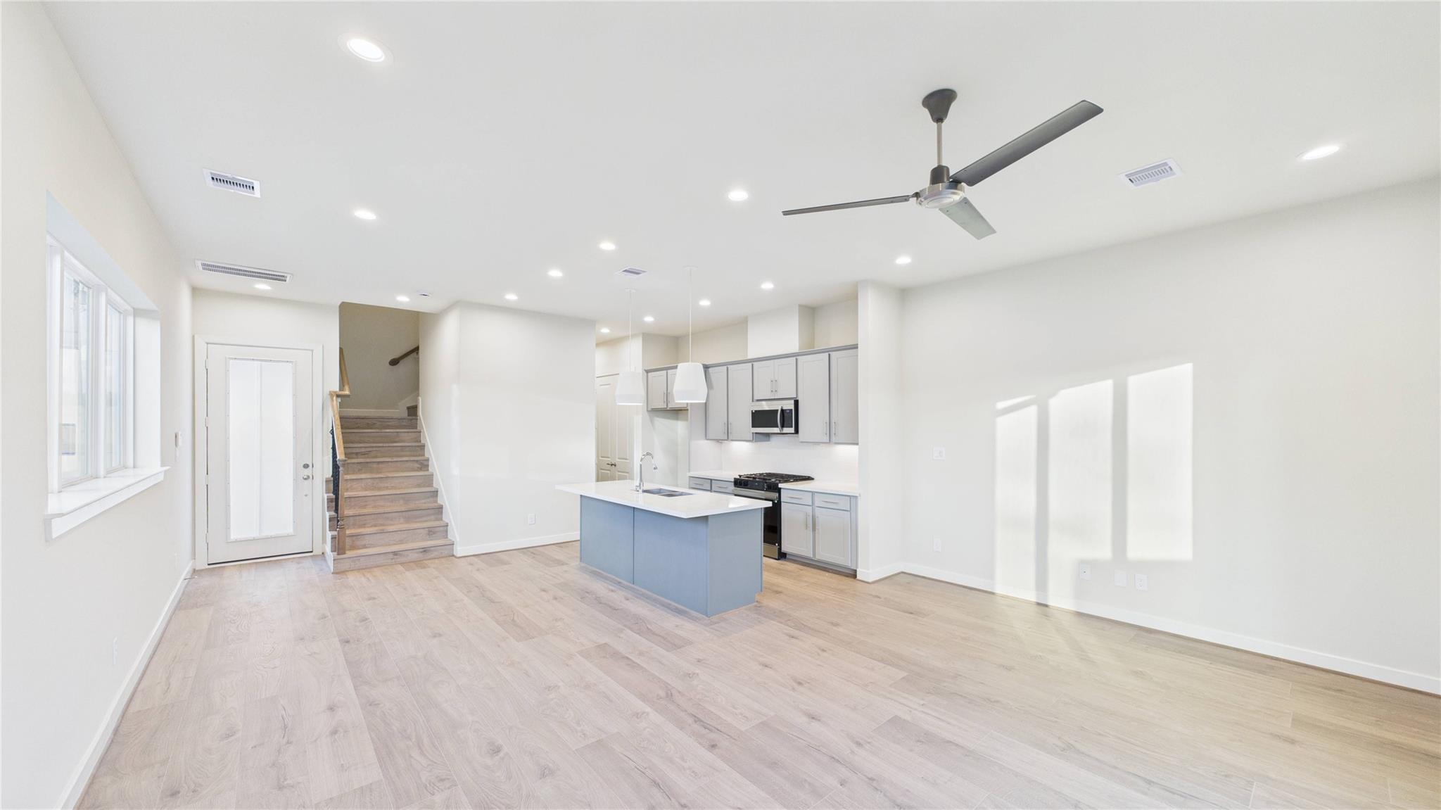 3923 Willowbend Point, Houston