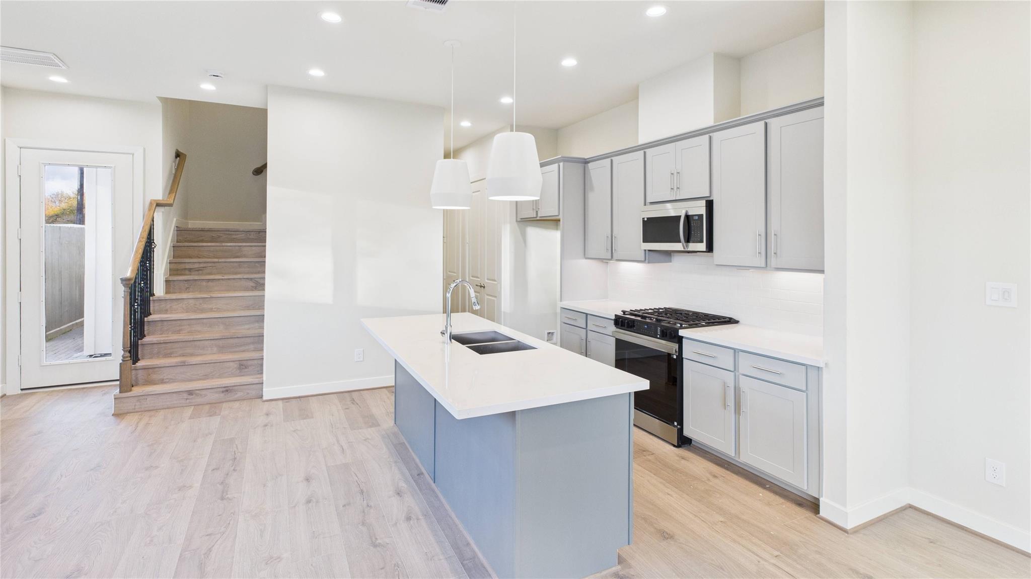 3923 Willowbend Point, Houston