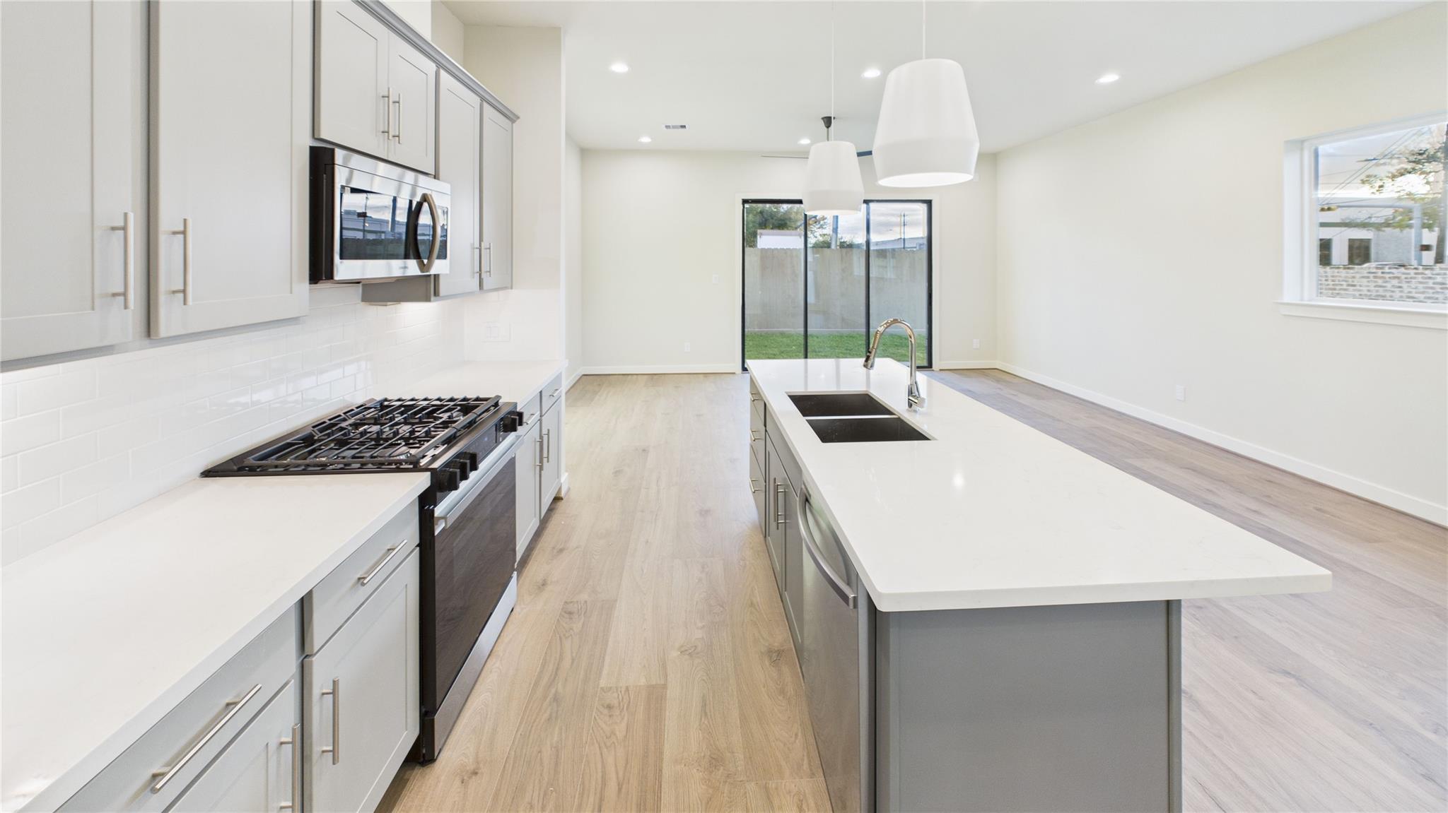 3923 Willowbend Point, Houston