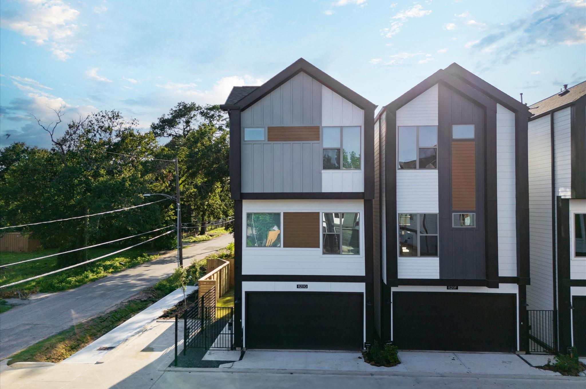 812 Curtin Street Unit: E