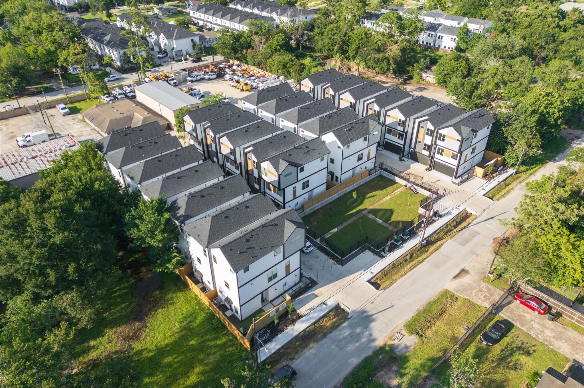812 Curtin Street Unit: E