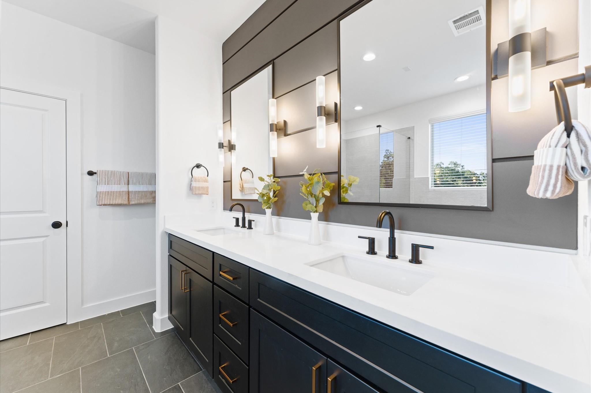 812 Curtin Street Unit: E