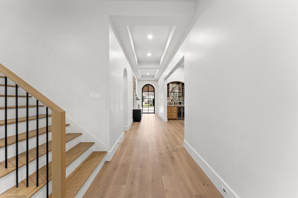 203 E 24th Street