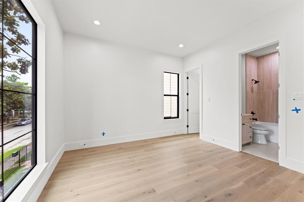 203 E 24th Street