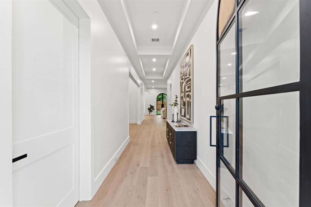203 E 24th Street