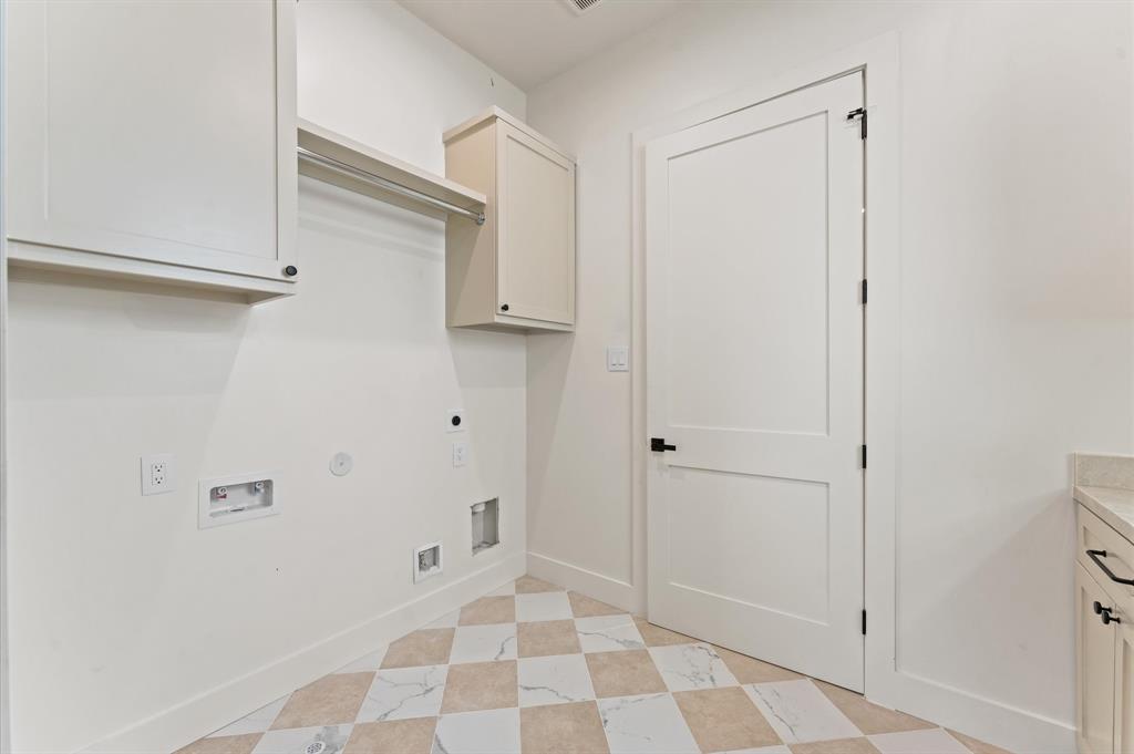 203 E 24th Street