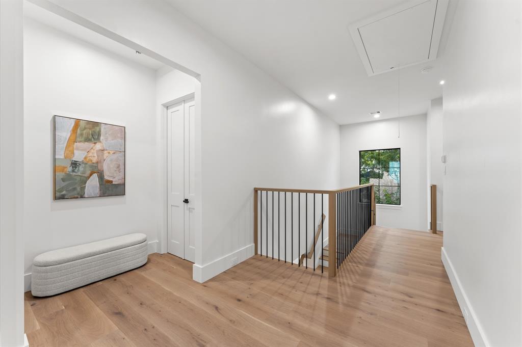 203 E 24th Street