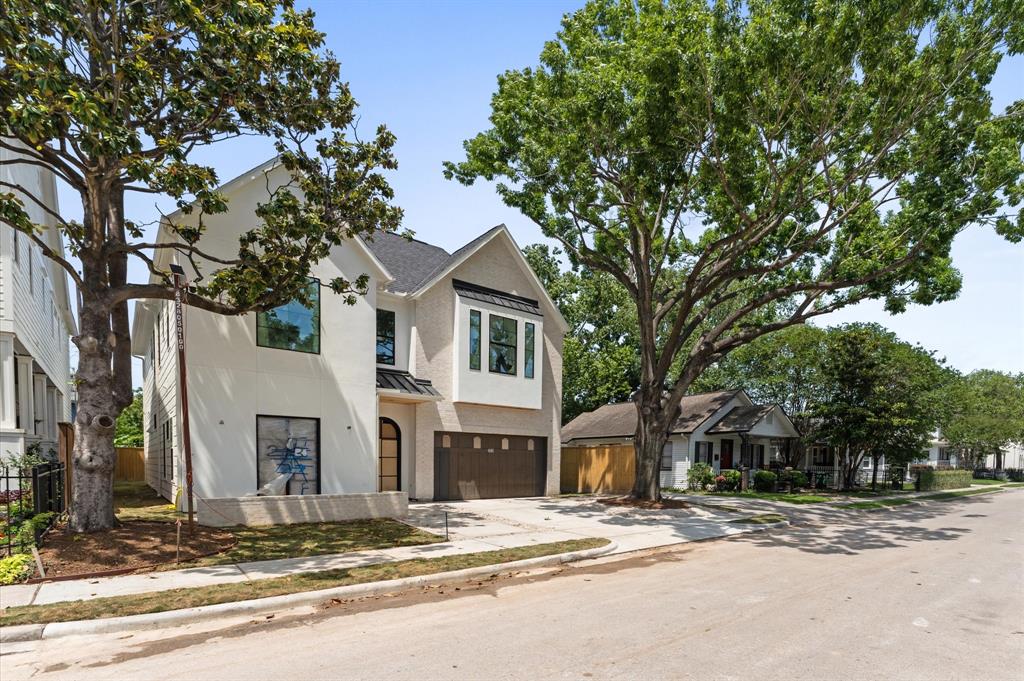 203 E 24th Street
