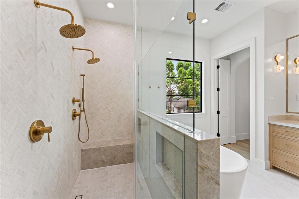 203 E 24th Street