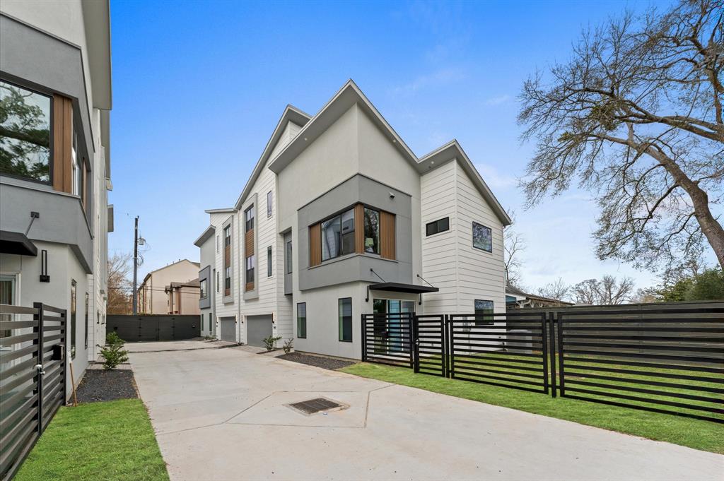 1847 Wycliffe Drive