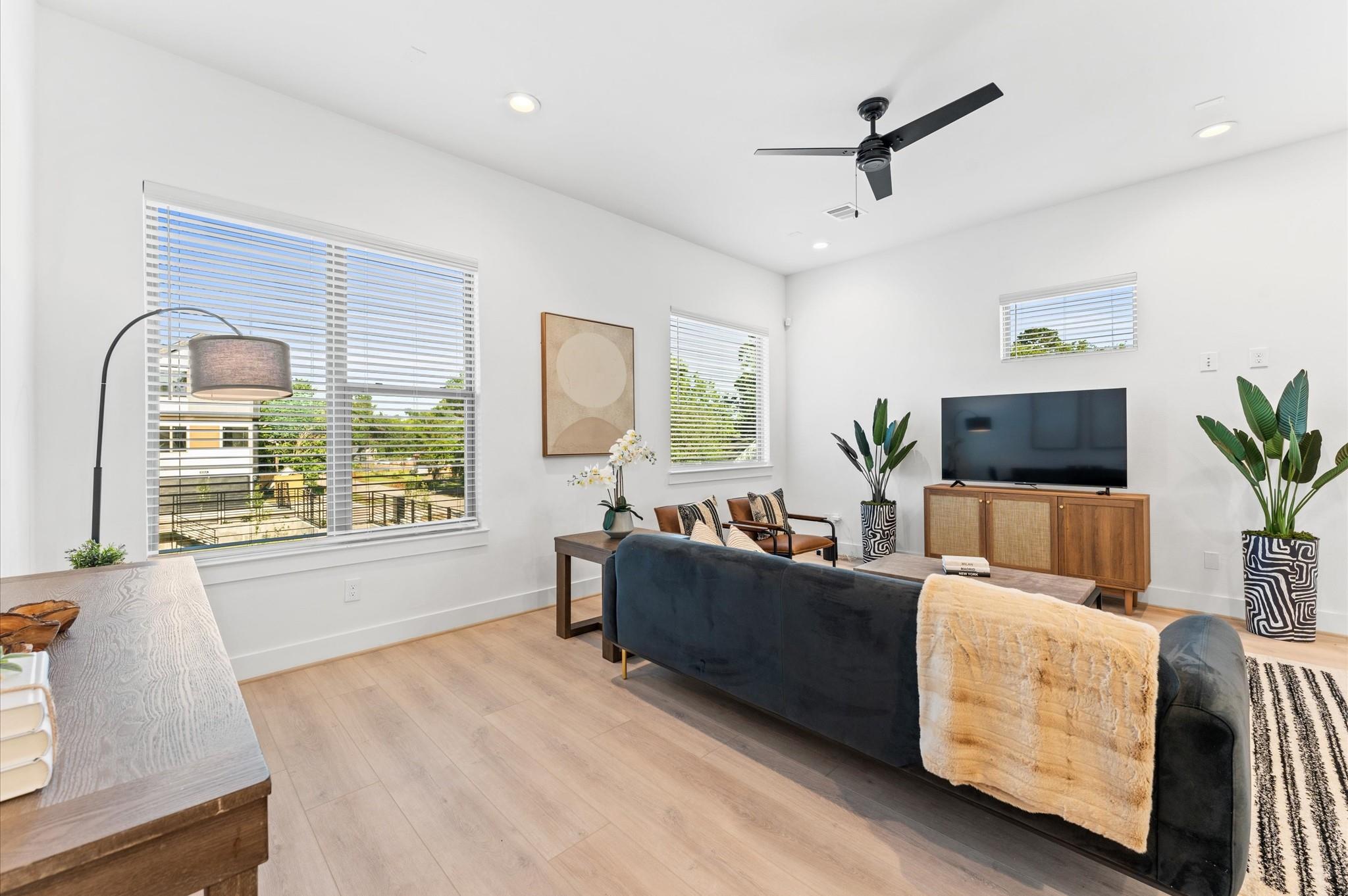 808 Curtin Street # D
