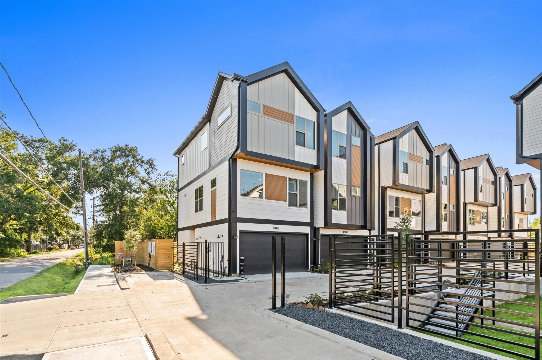 808 Curtin Street # D