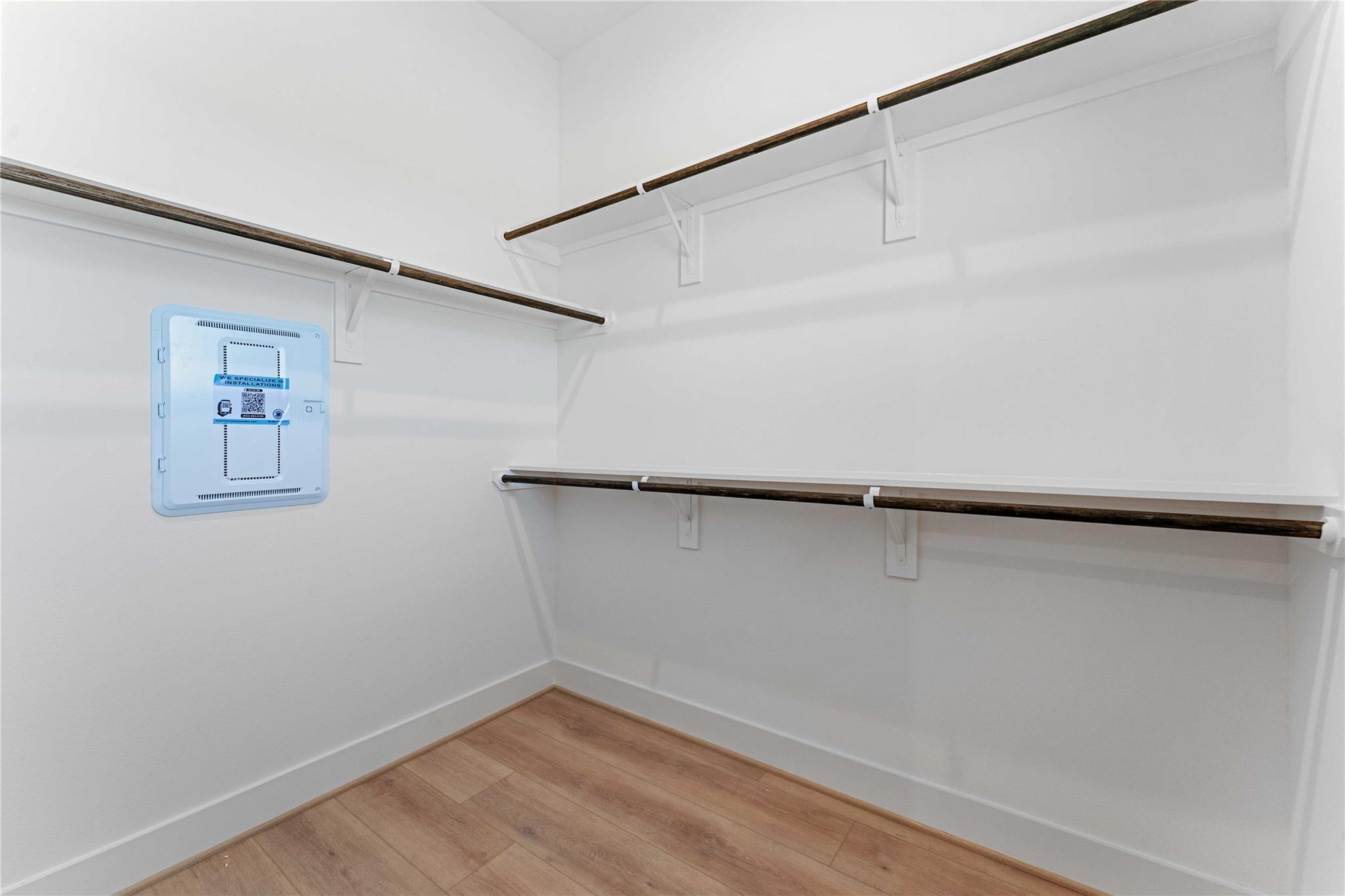 2528 Live Oak Street