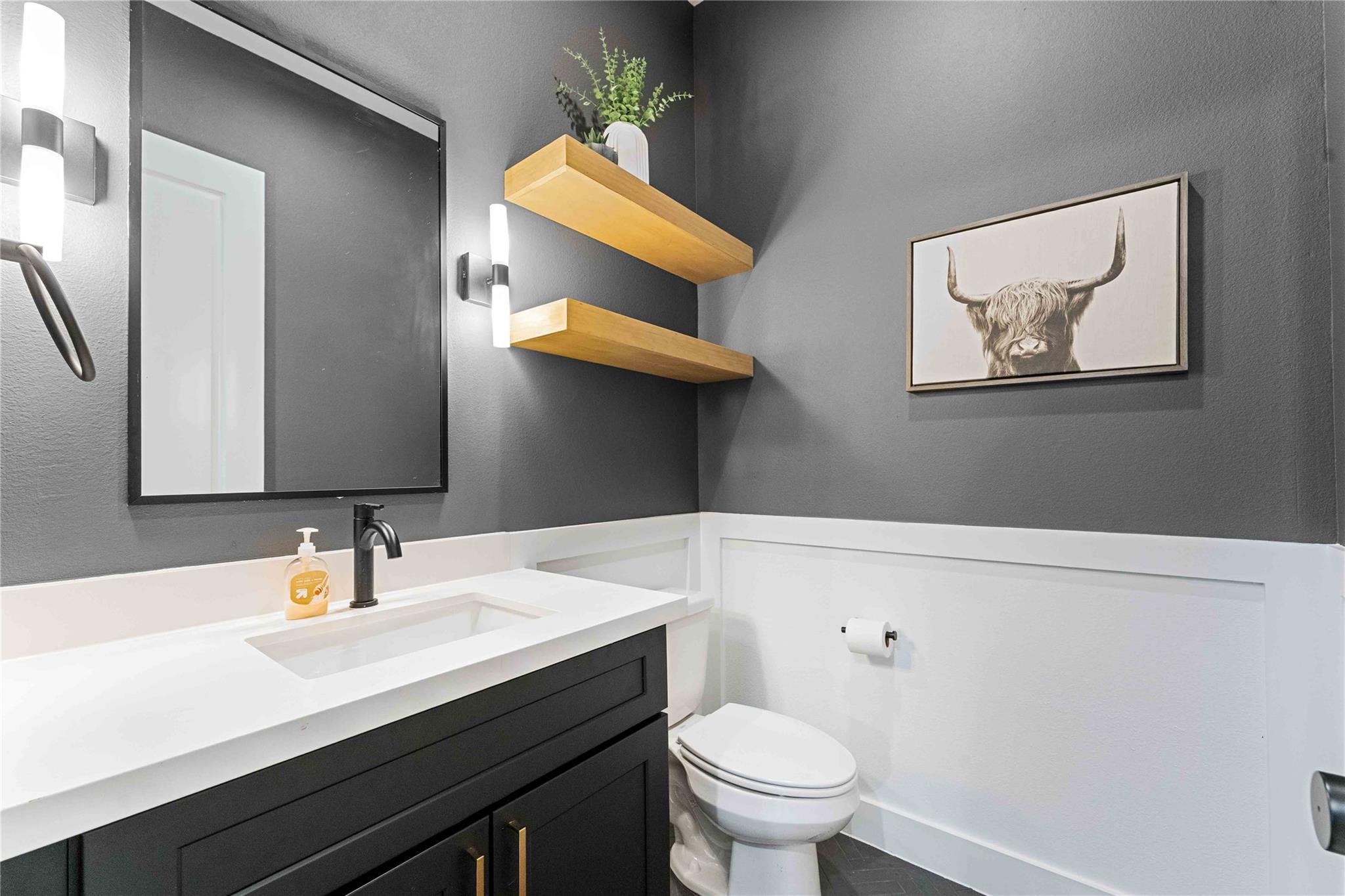 2528 Live Oak Street