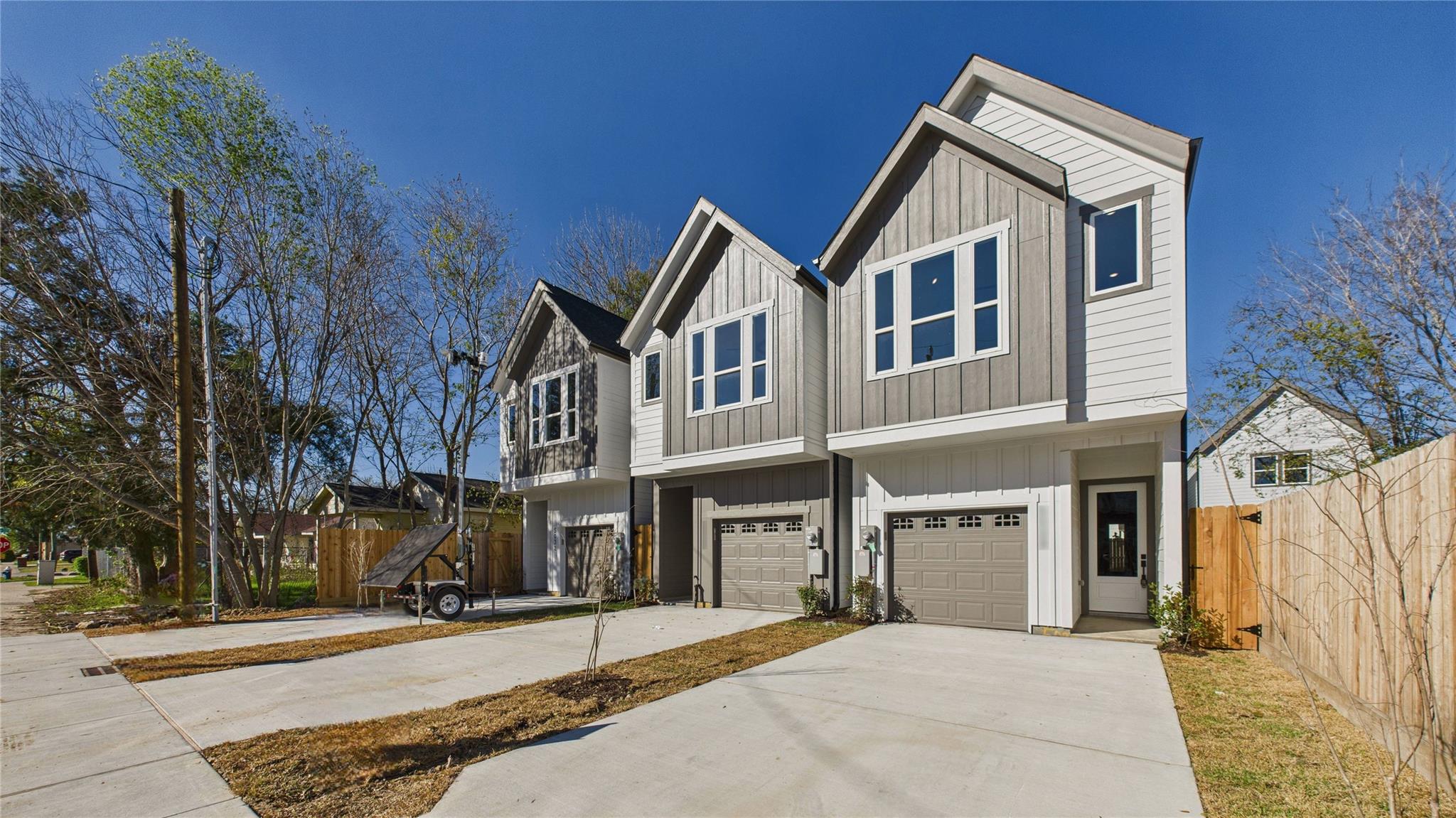 5032 Creekmont Drive