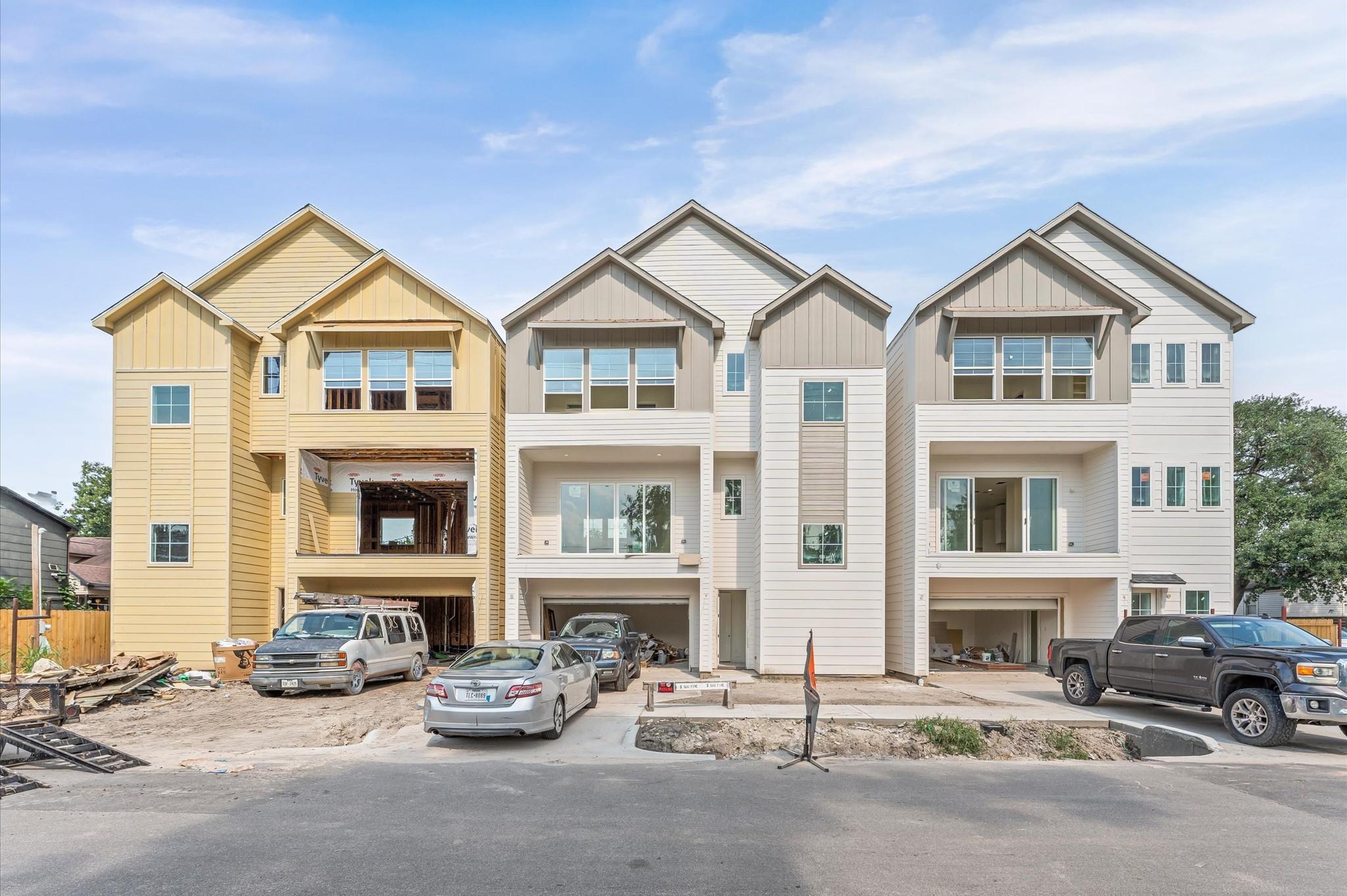 2504 Baylor Street