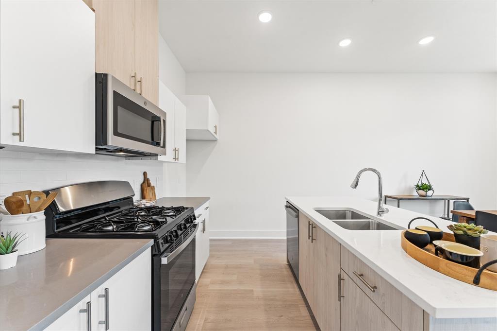 9618 Habitat Street