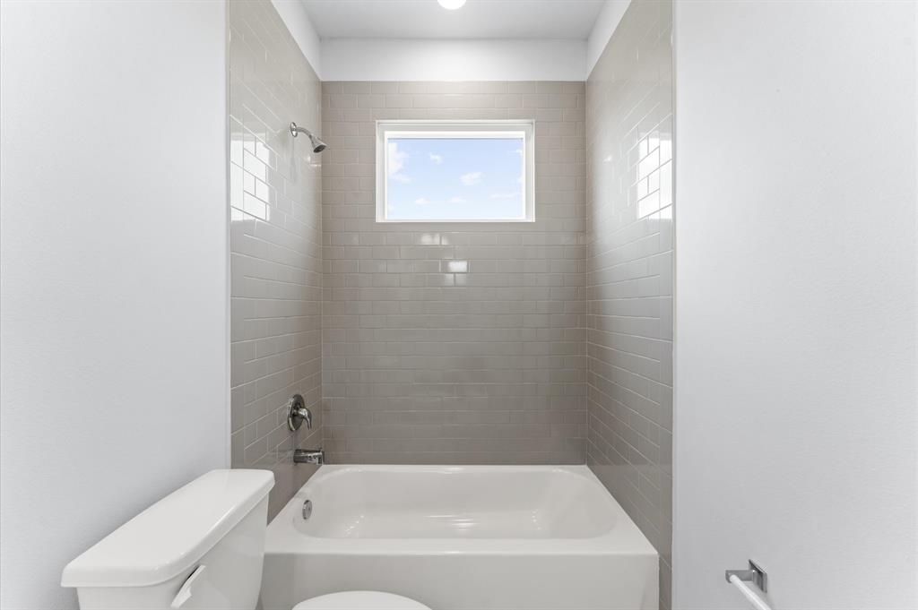 9618 Habitat Street
