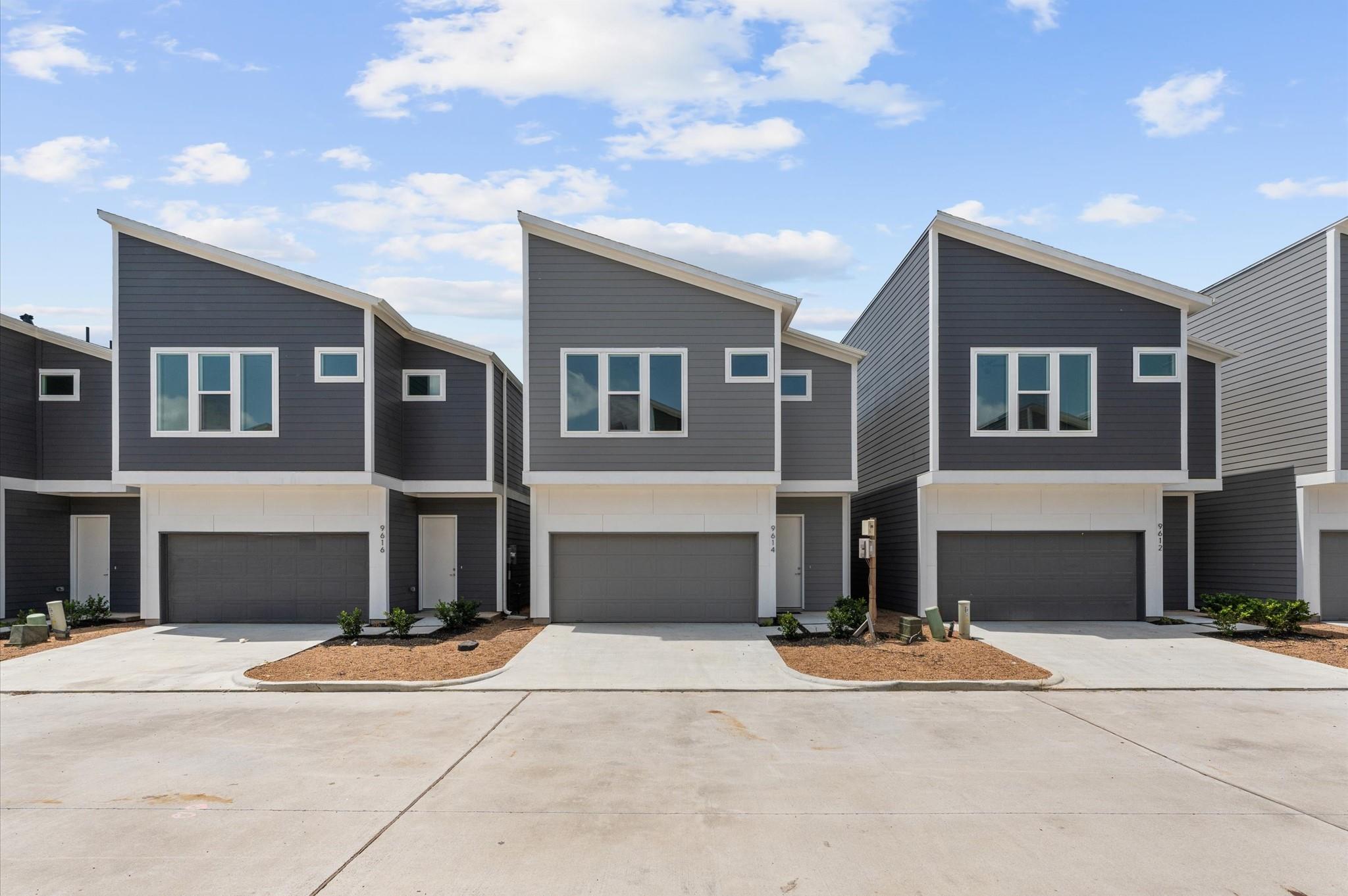 9618 Habitat Street