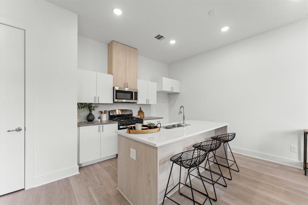 9618 Habitat Street