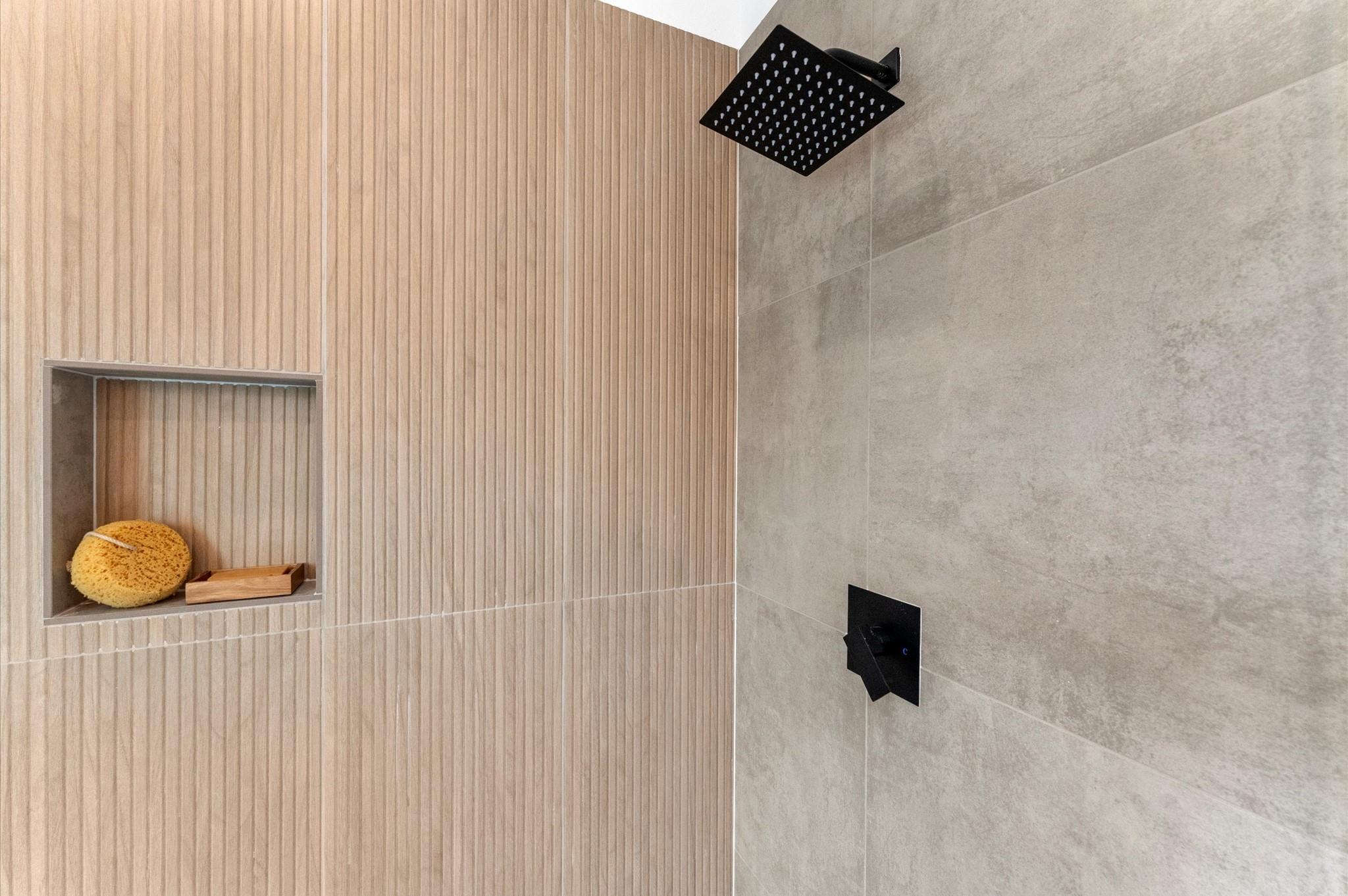 1011 Tuskegee Heights Lane