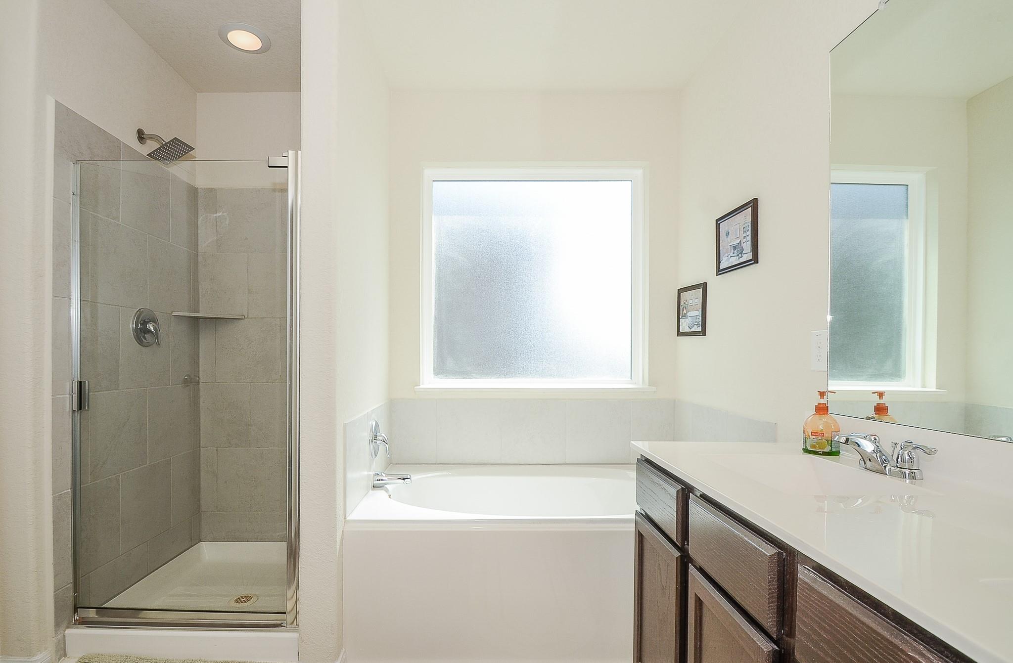 3027 Narrow Stream Way