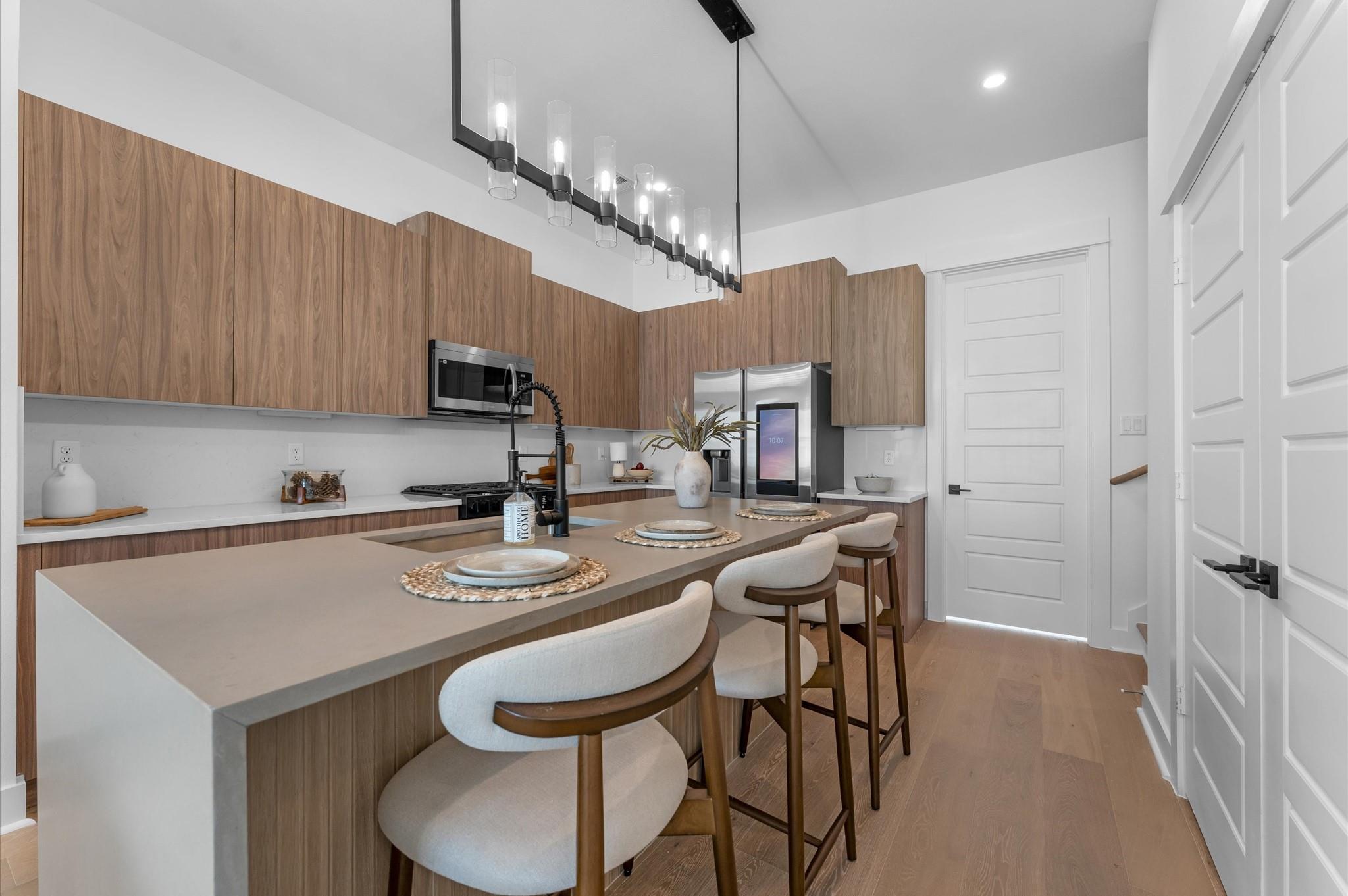 2308 Springwood Vista Lane