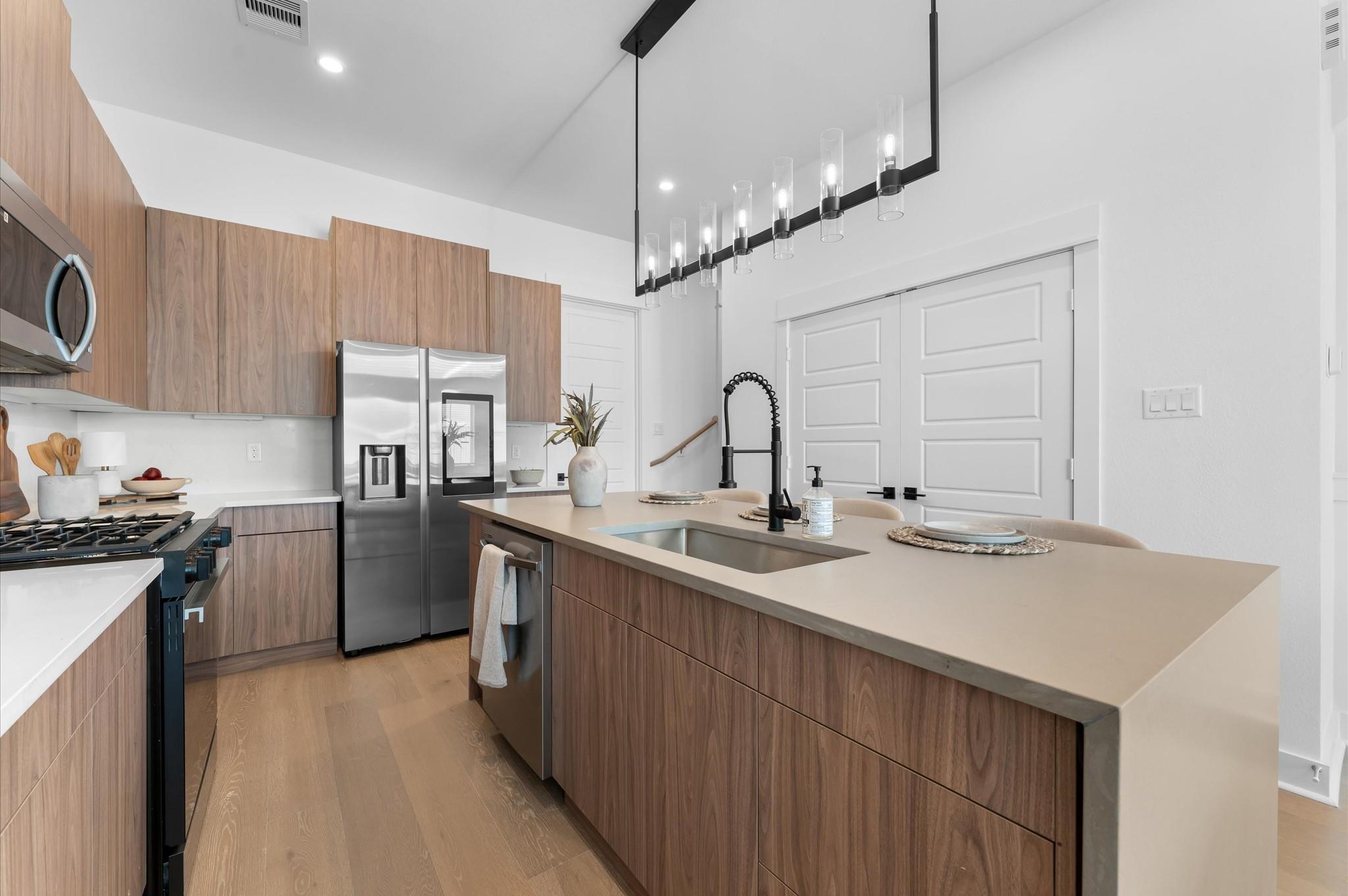 2308 Springwood Vista Lane