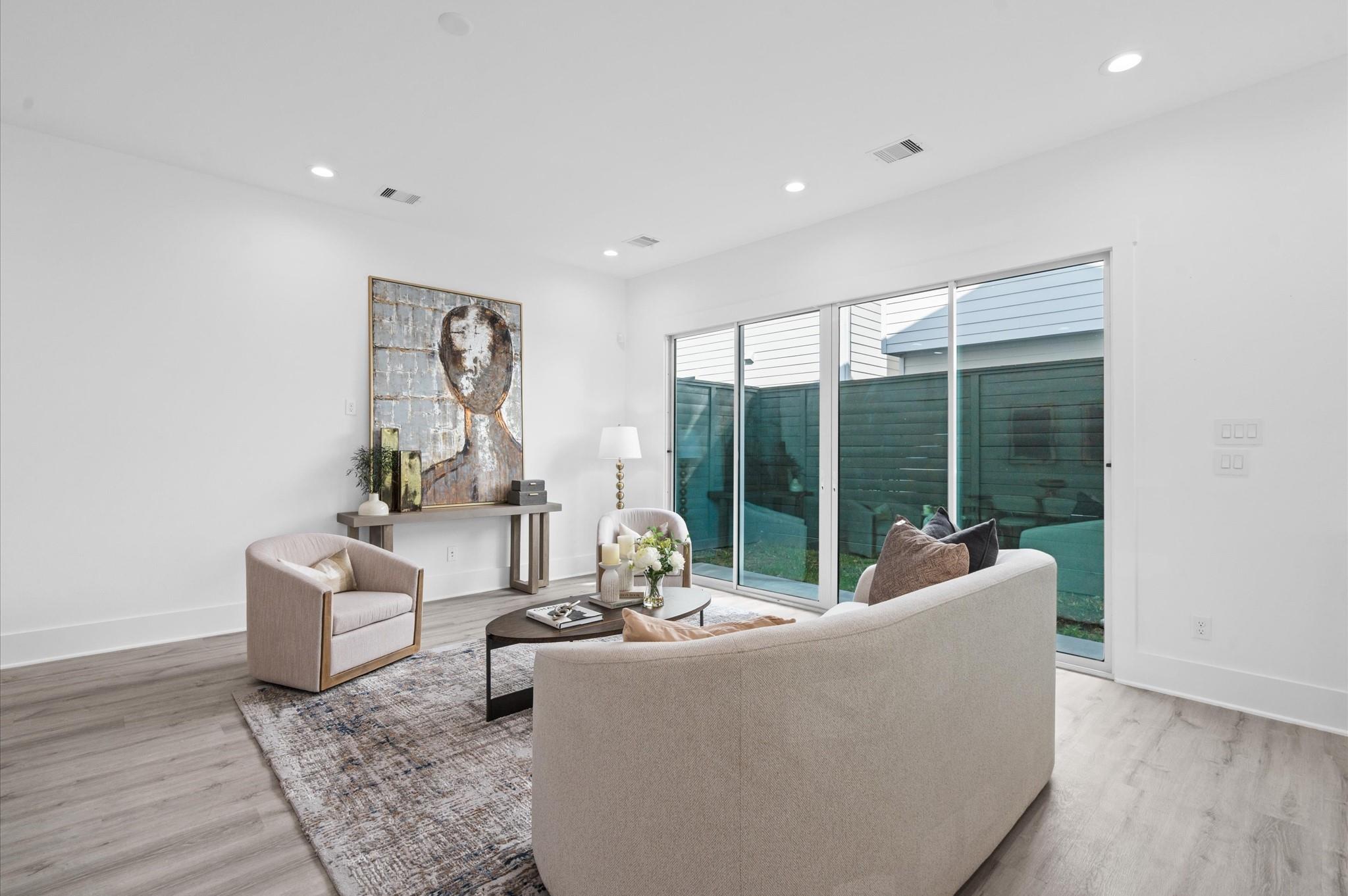 7607 Jacquelyn Gardens Lane