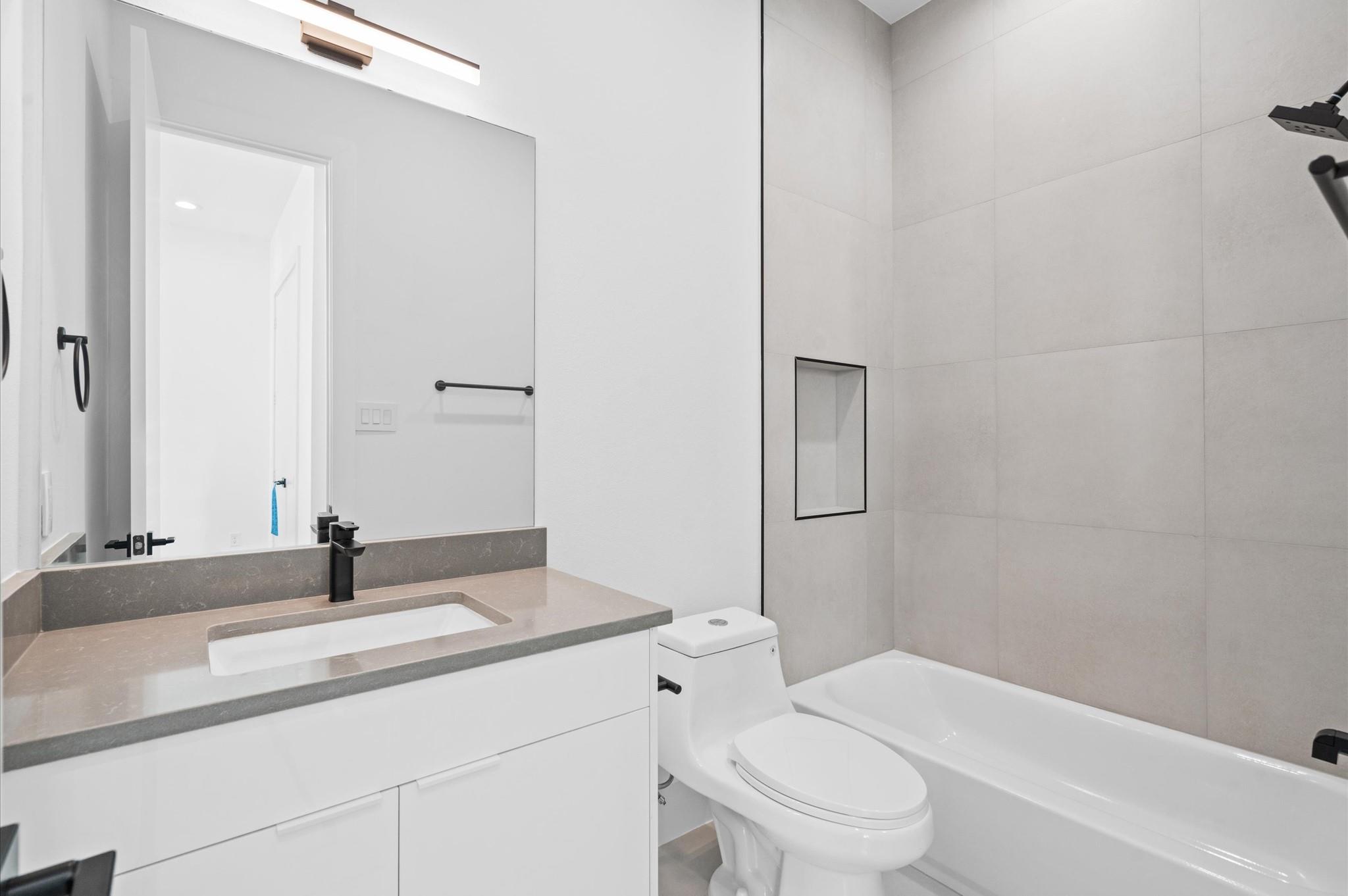 7607 Jacquelyn Gardens Lane