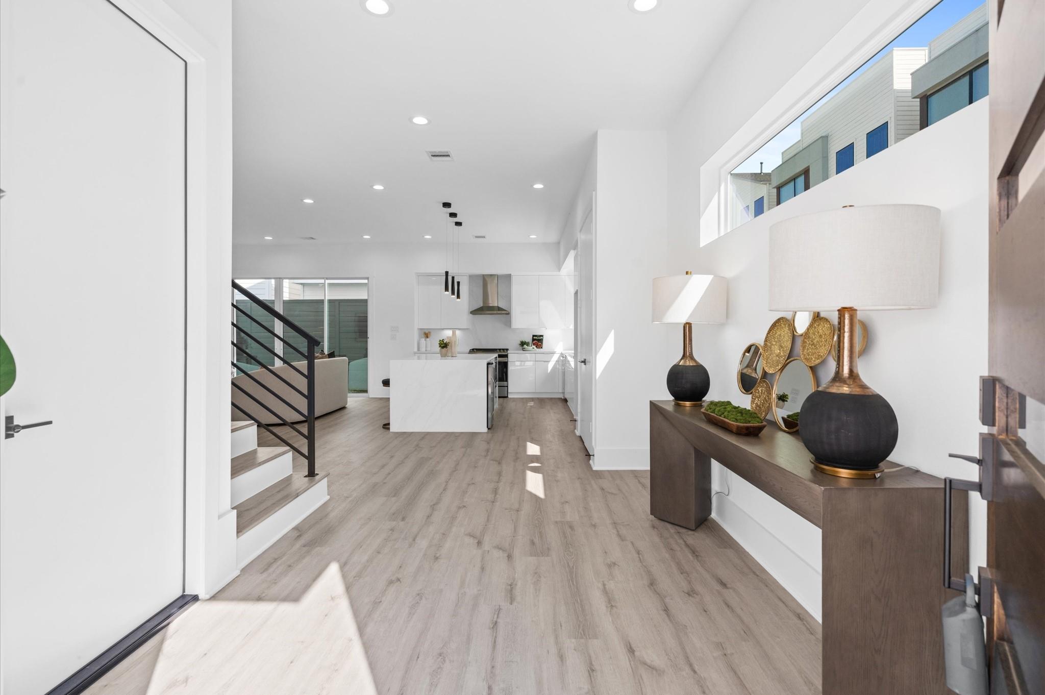 7607 Jacquelyn Gardens Lane