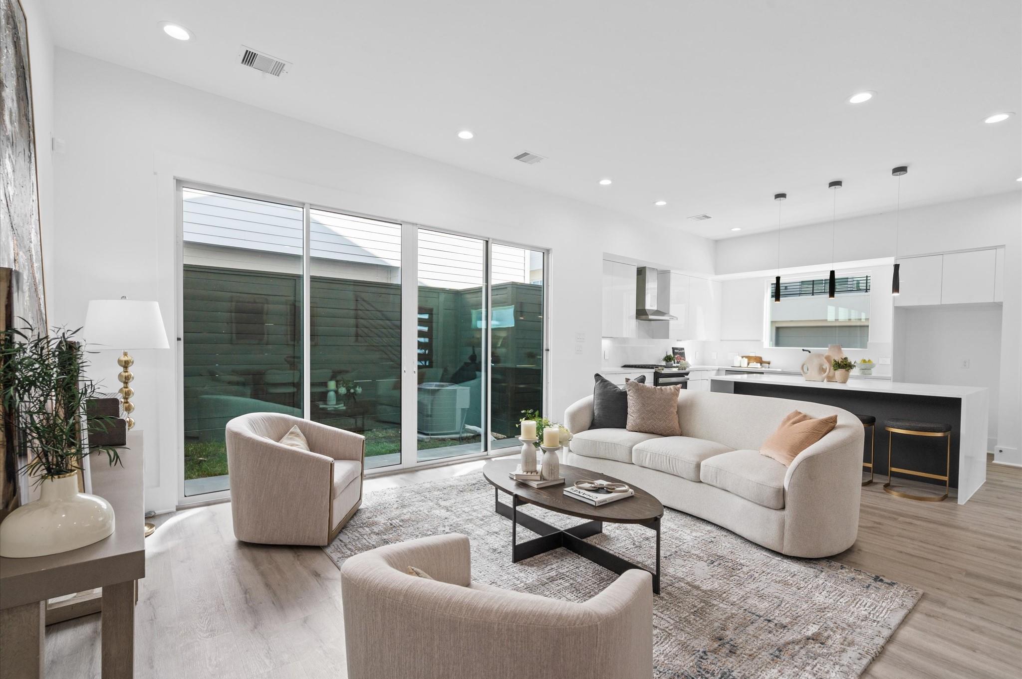 7607 Jacquelyn Gardens Lane