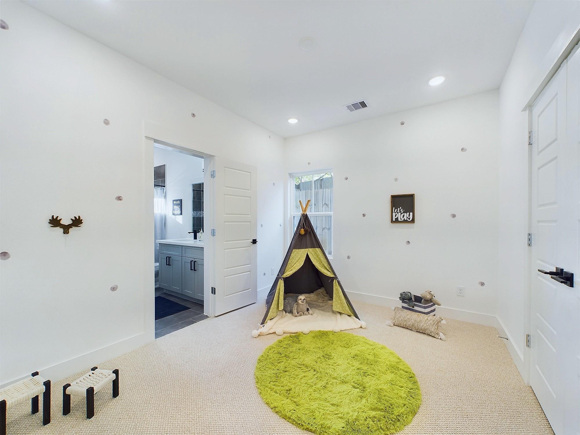 2704 Jensen Creek Lane