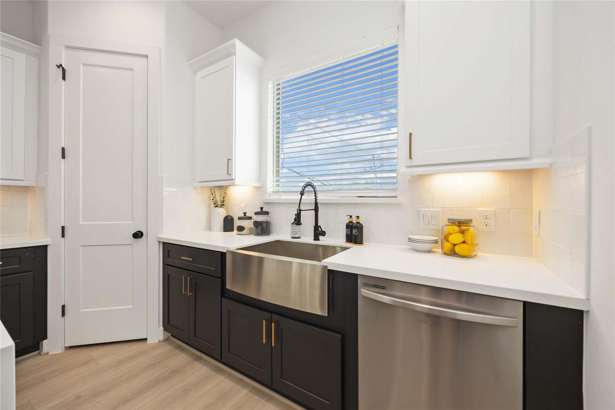 7809 Amelia Road # B, Houston Unit: B