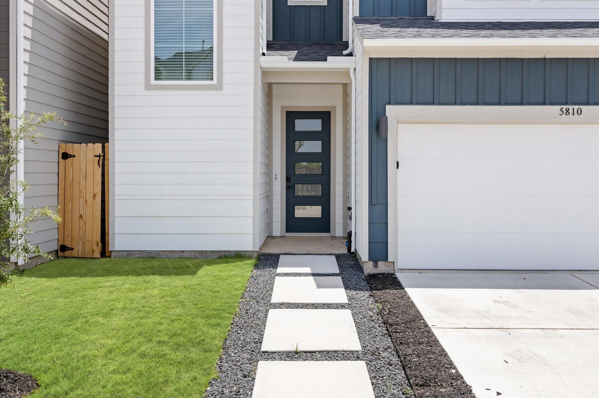 5803 Highland Sky Lane