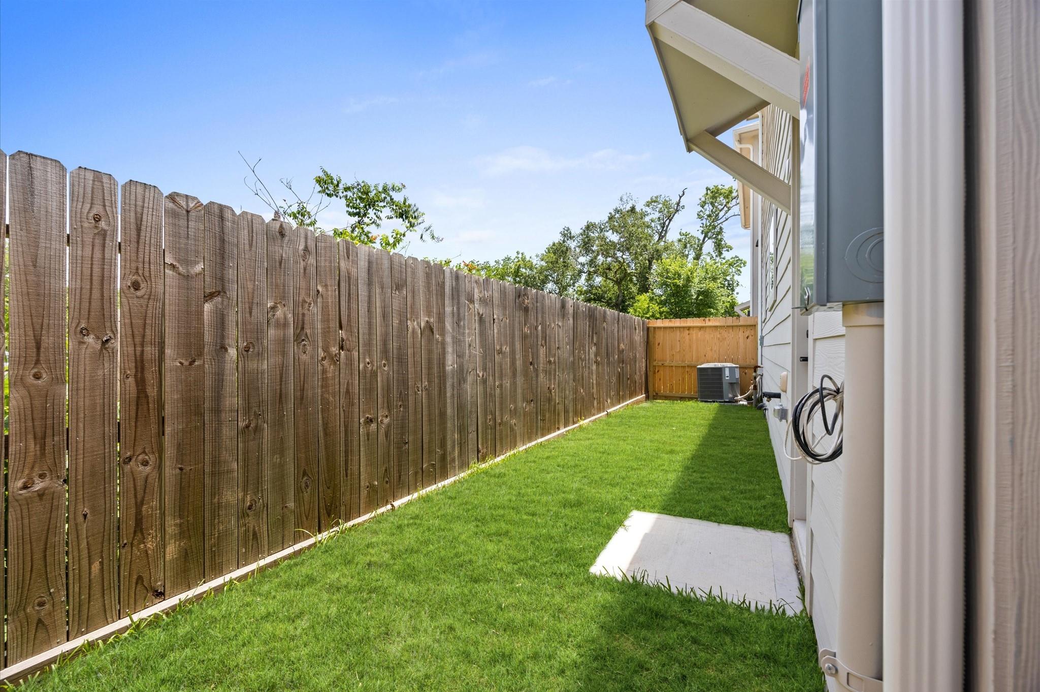 5803 Highland Sky Lane