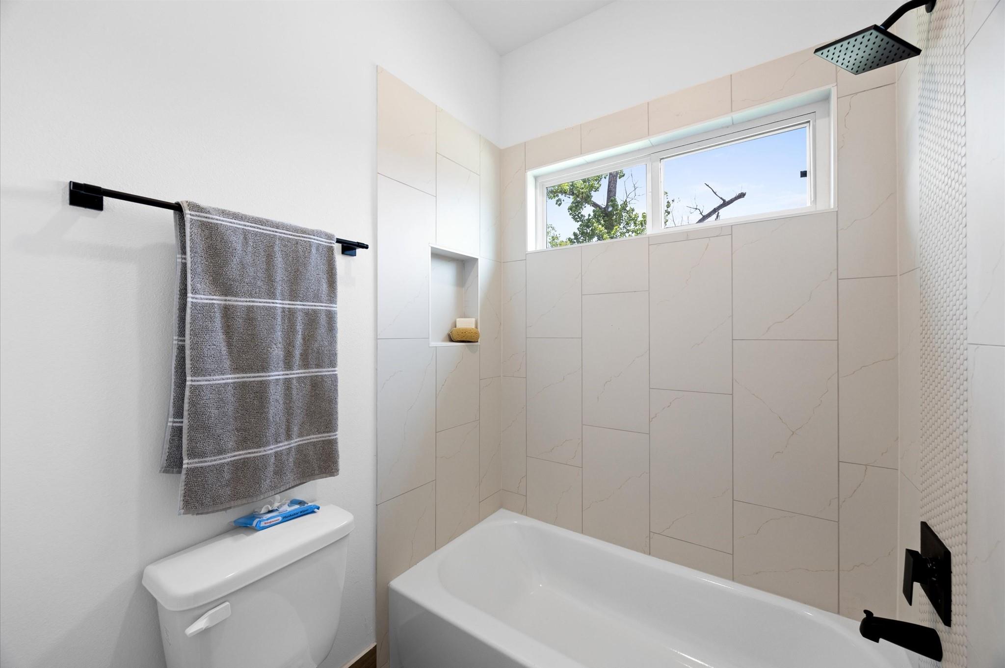 5803 Highland Sky Lane
